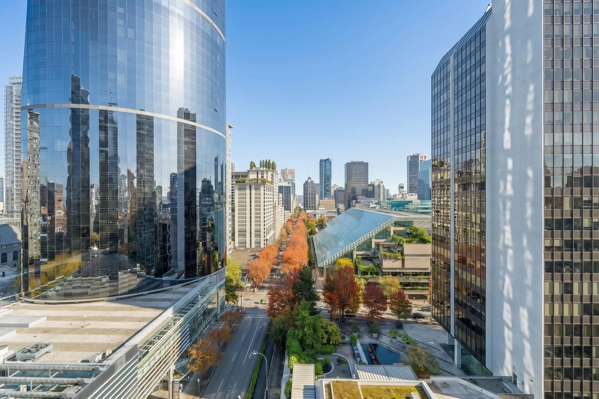 1068 Hornby Street #1805