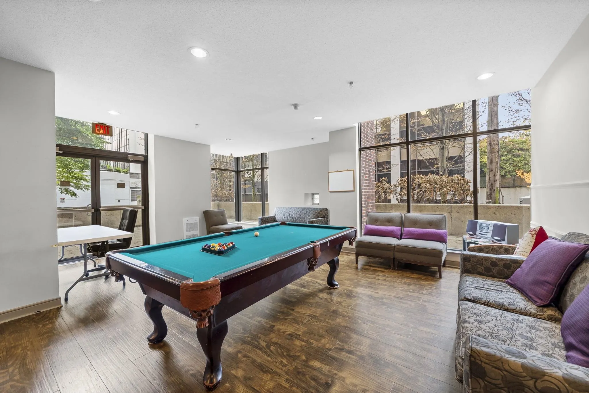 1068 Hornby Street #1805