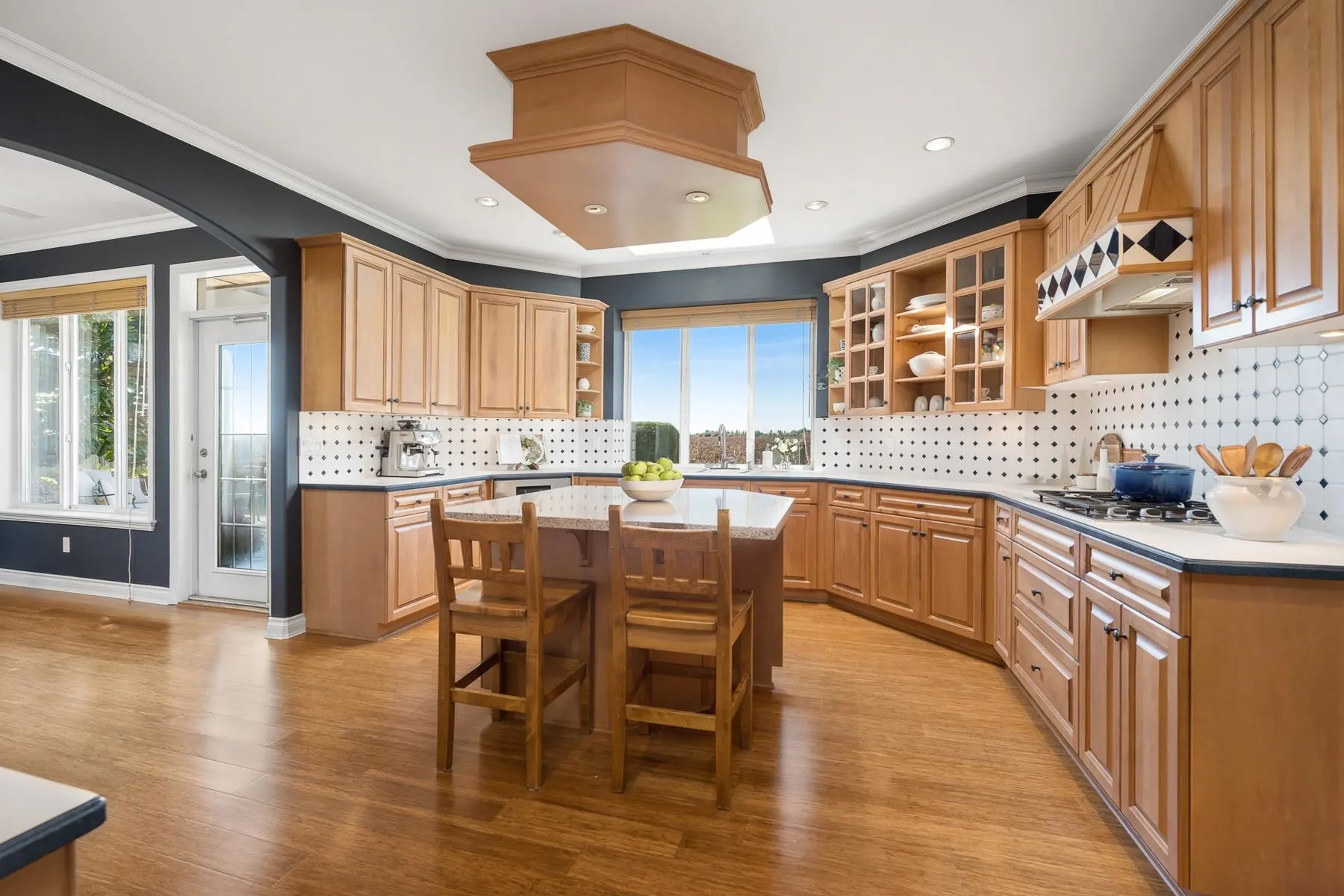 6328 Sunrise Lane