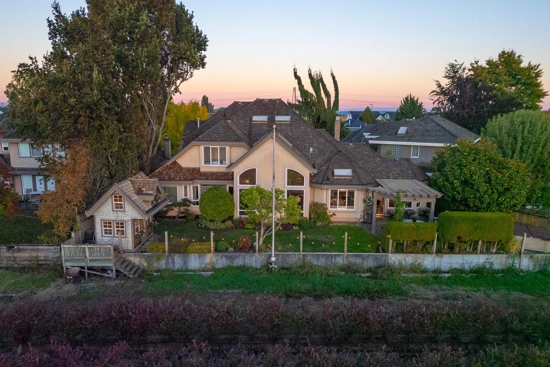 6328 Sunrise Lane
