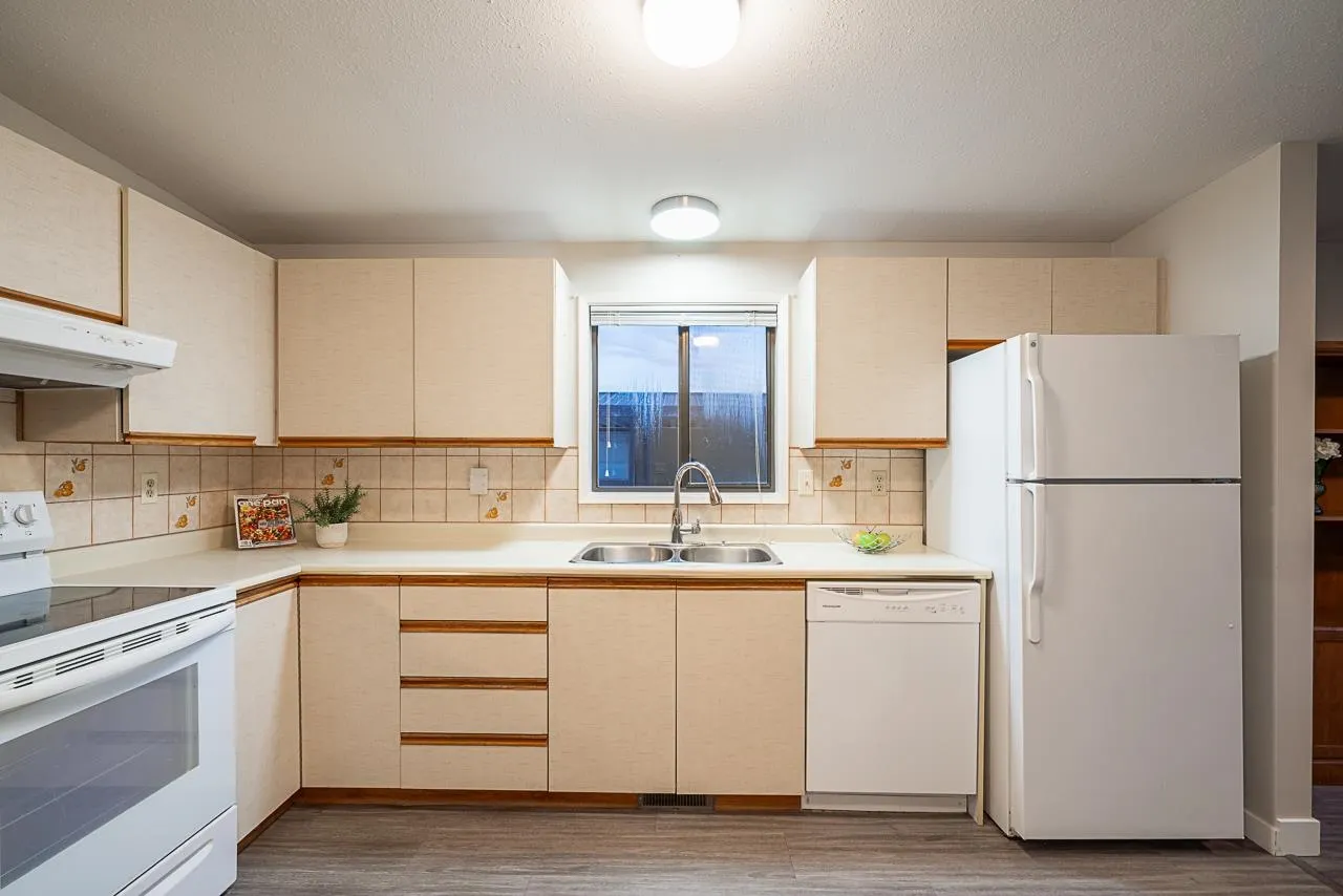 27111 0 Avenue #197