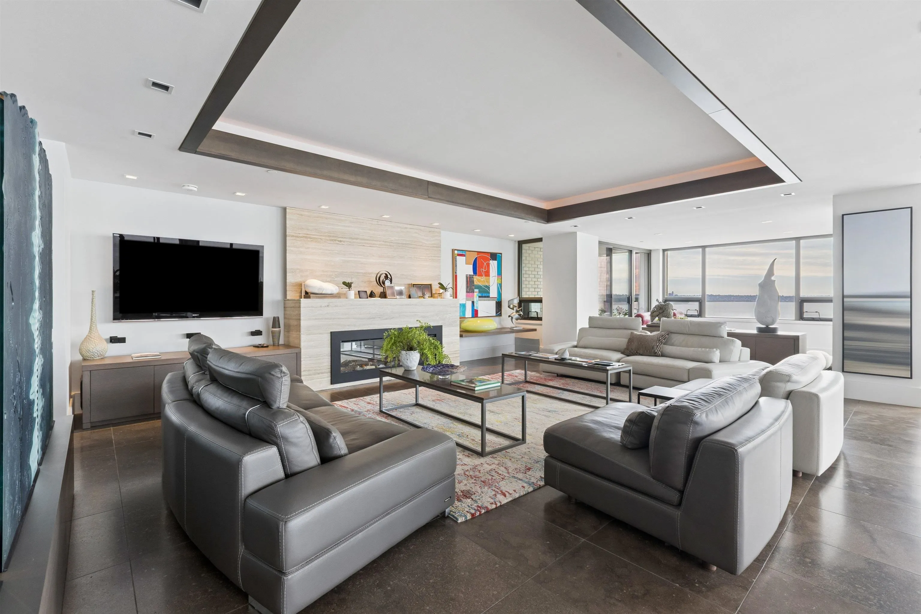 2250 Bellevue Avenue #9