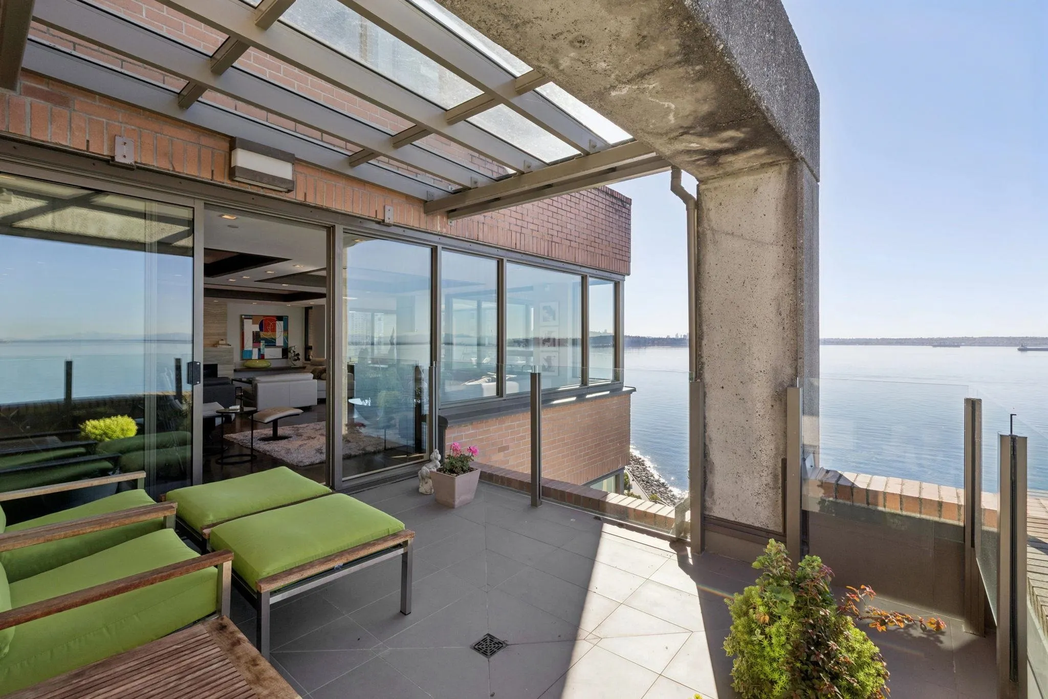 2250 Bellevue Avenue #9