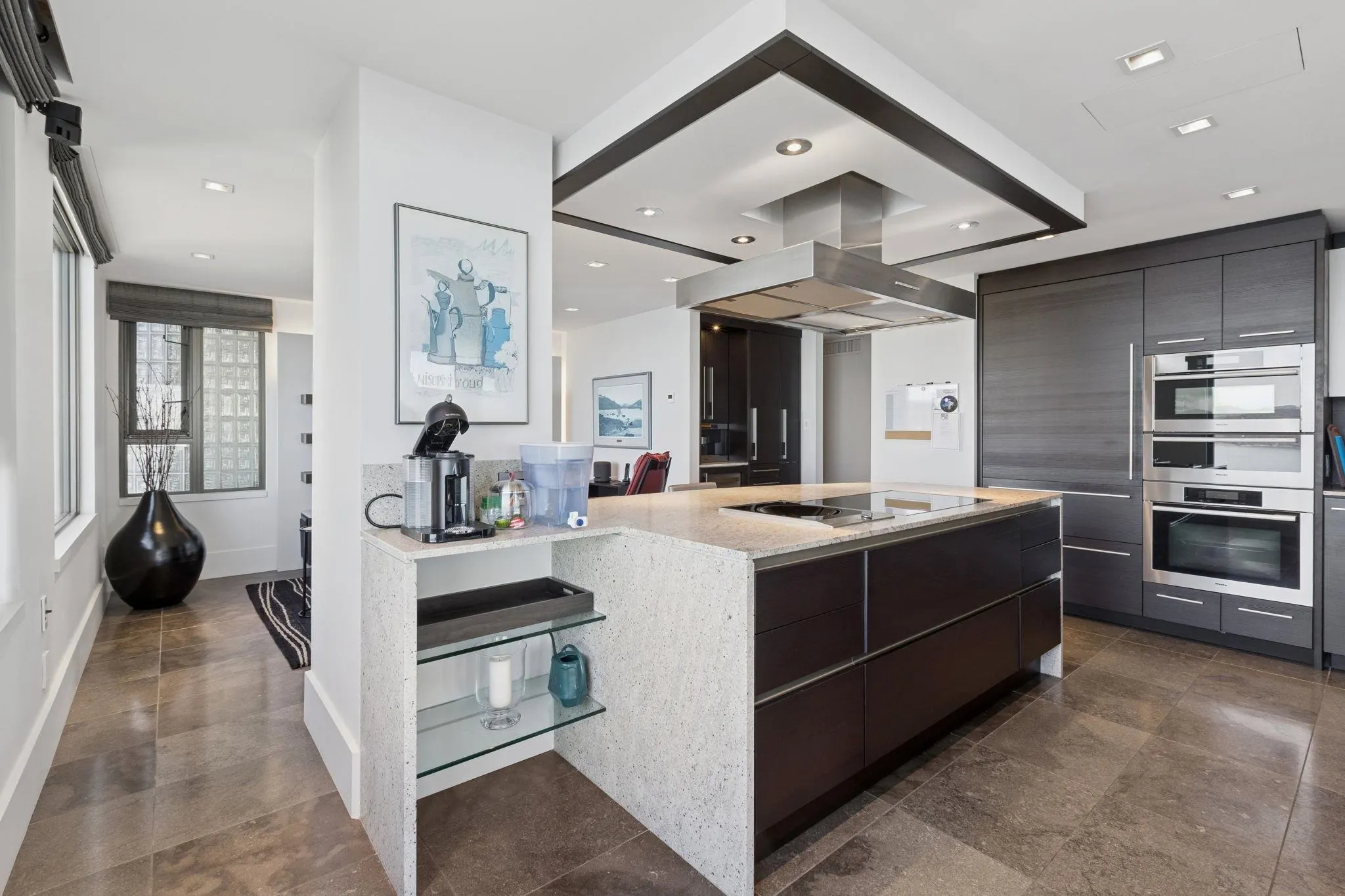 2250 Bellevue Avenue #9