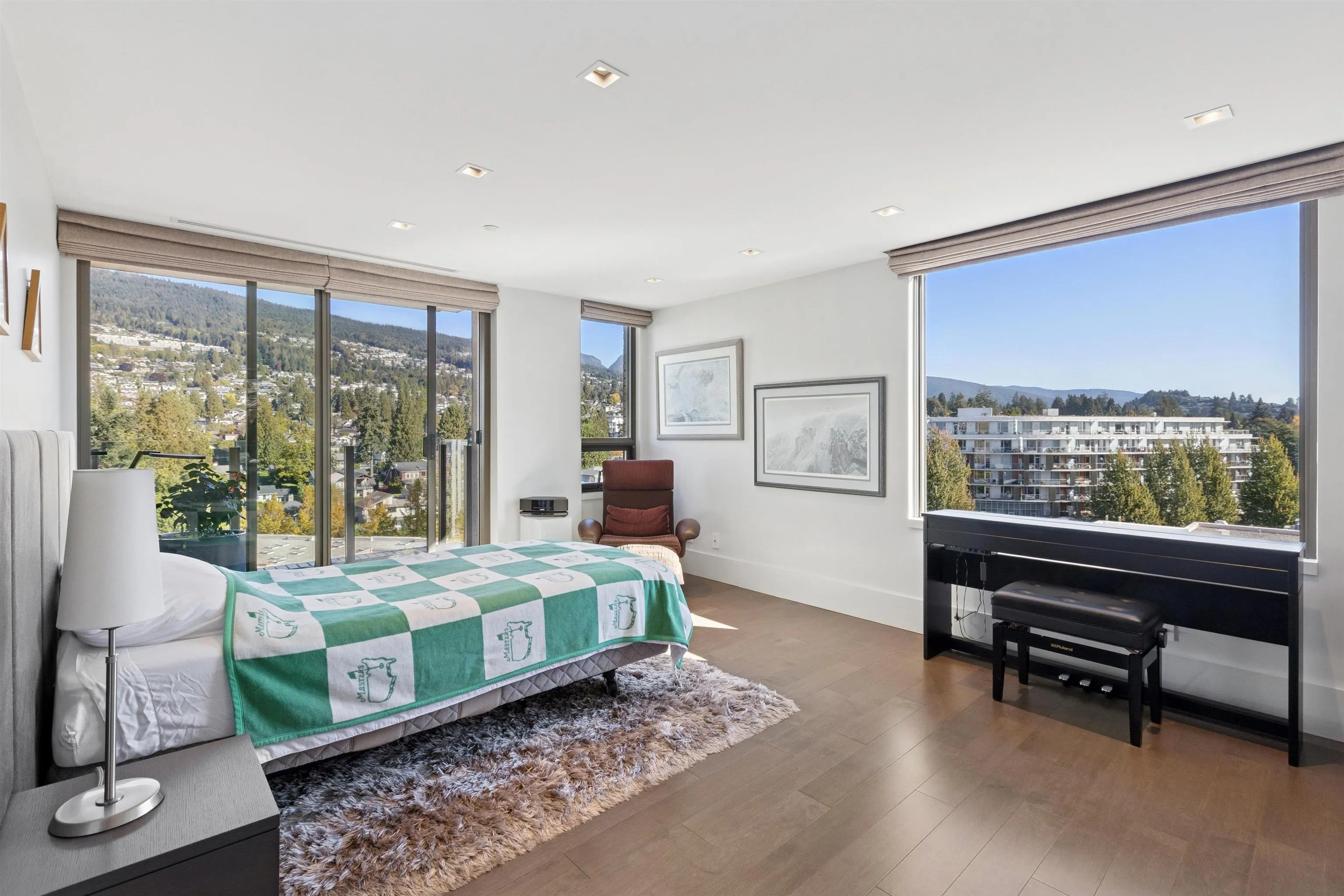 2250 Bellevue Avenue #9