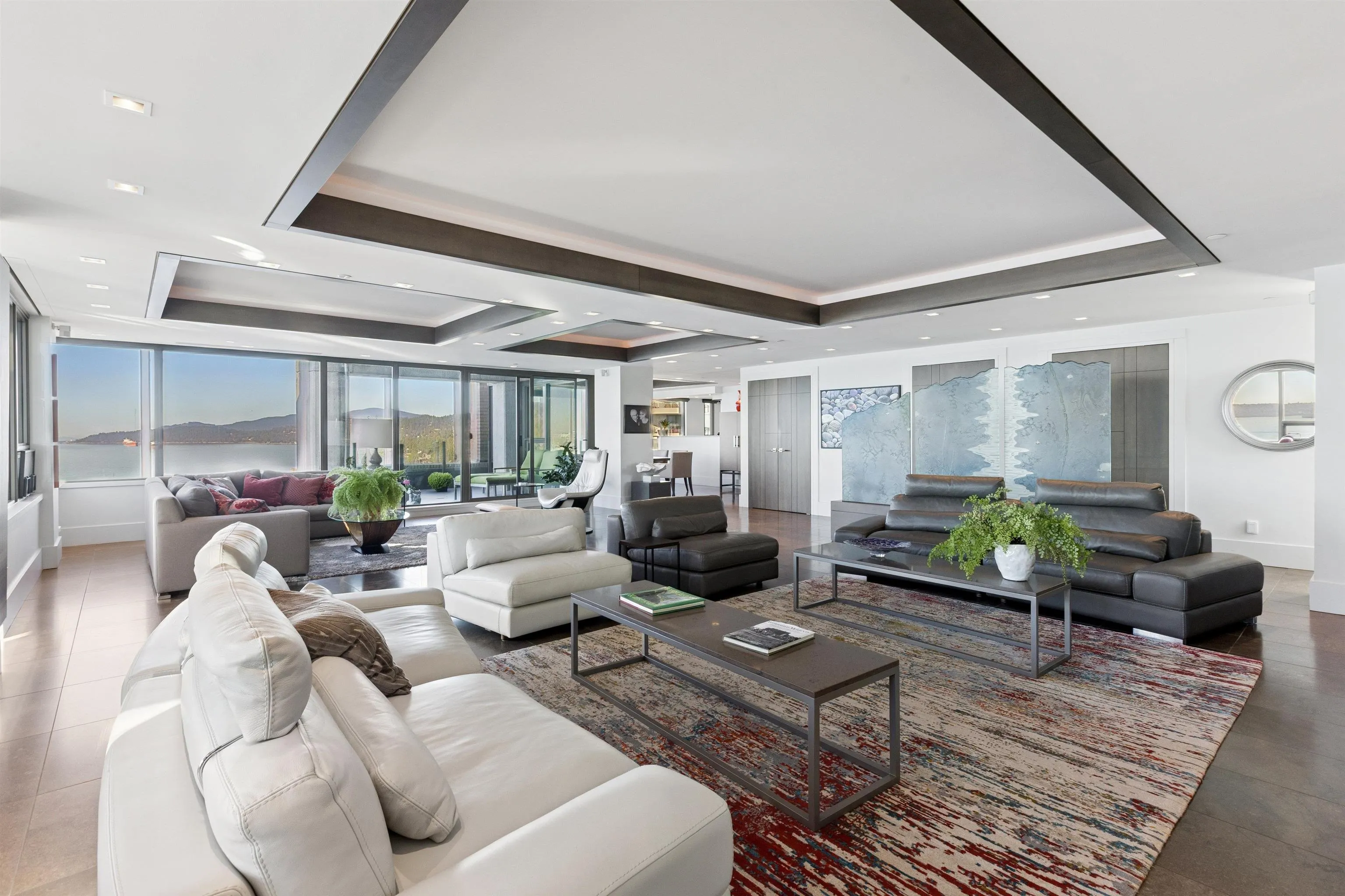 2250 Bellevue Avenue #9