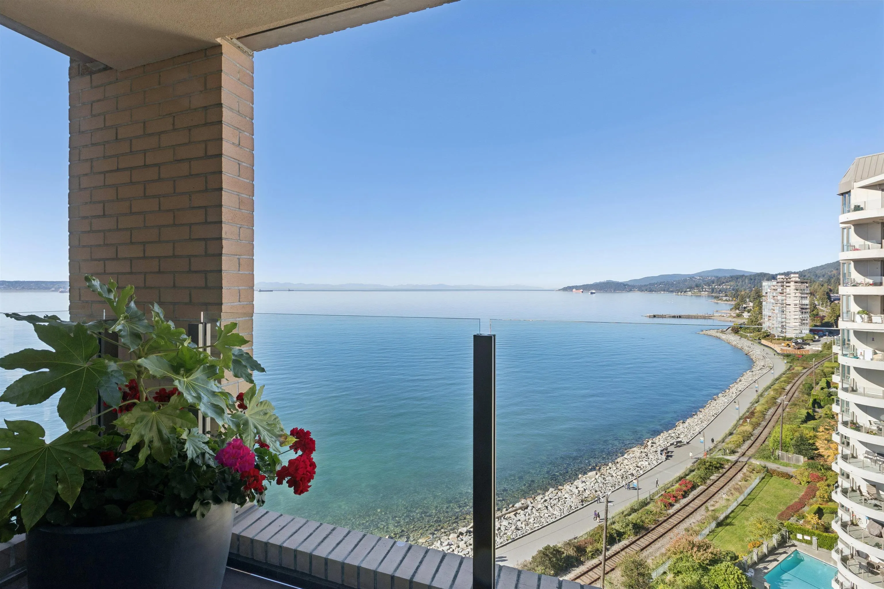 2250 Bellevue Avenue #9