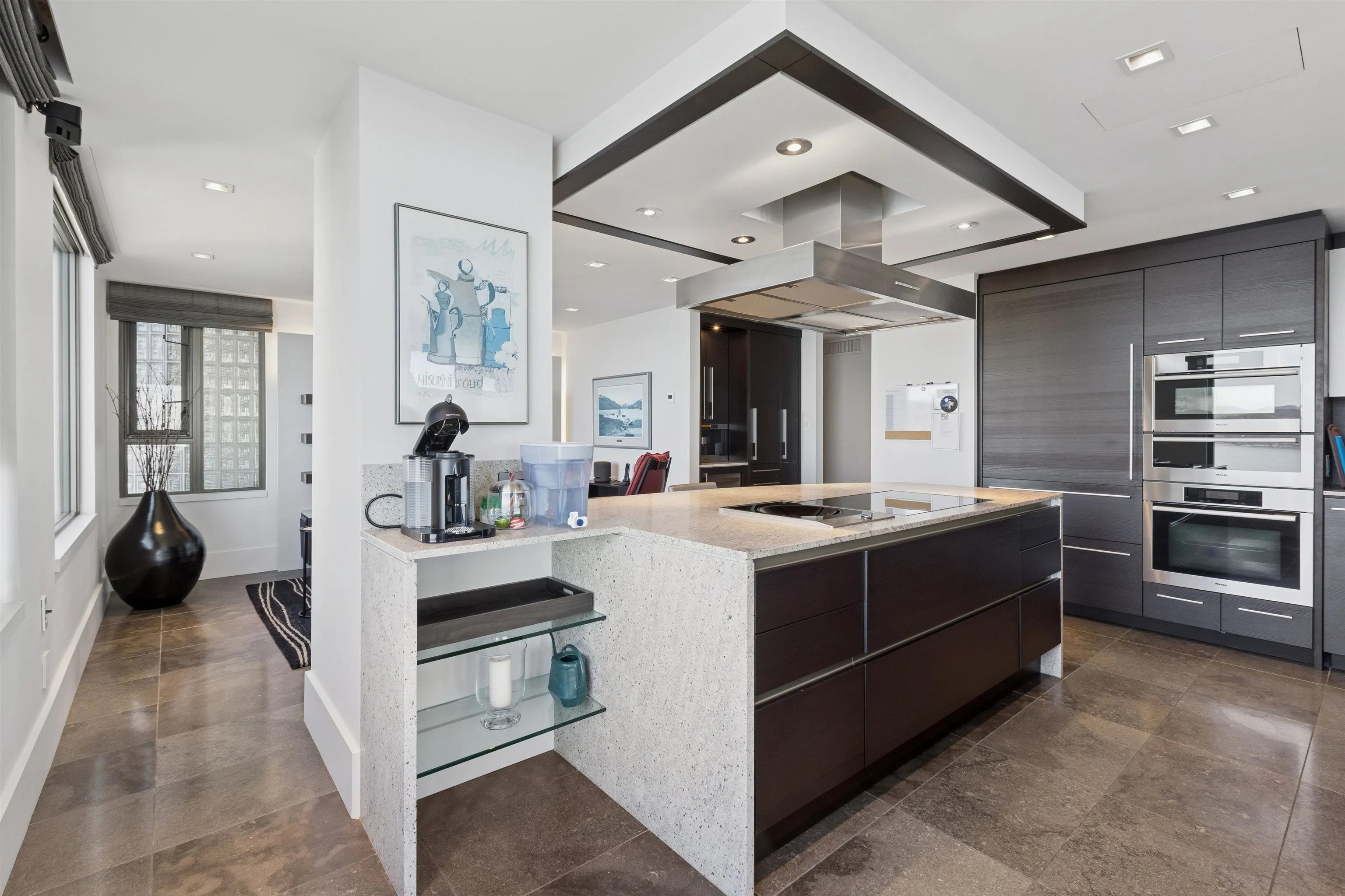 2250 Bellevue Avenue #9