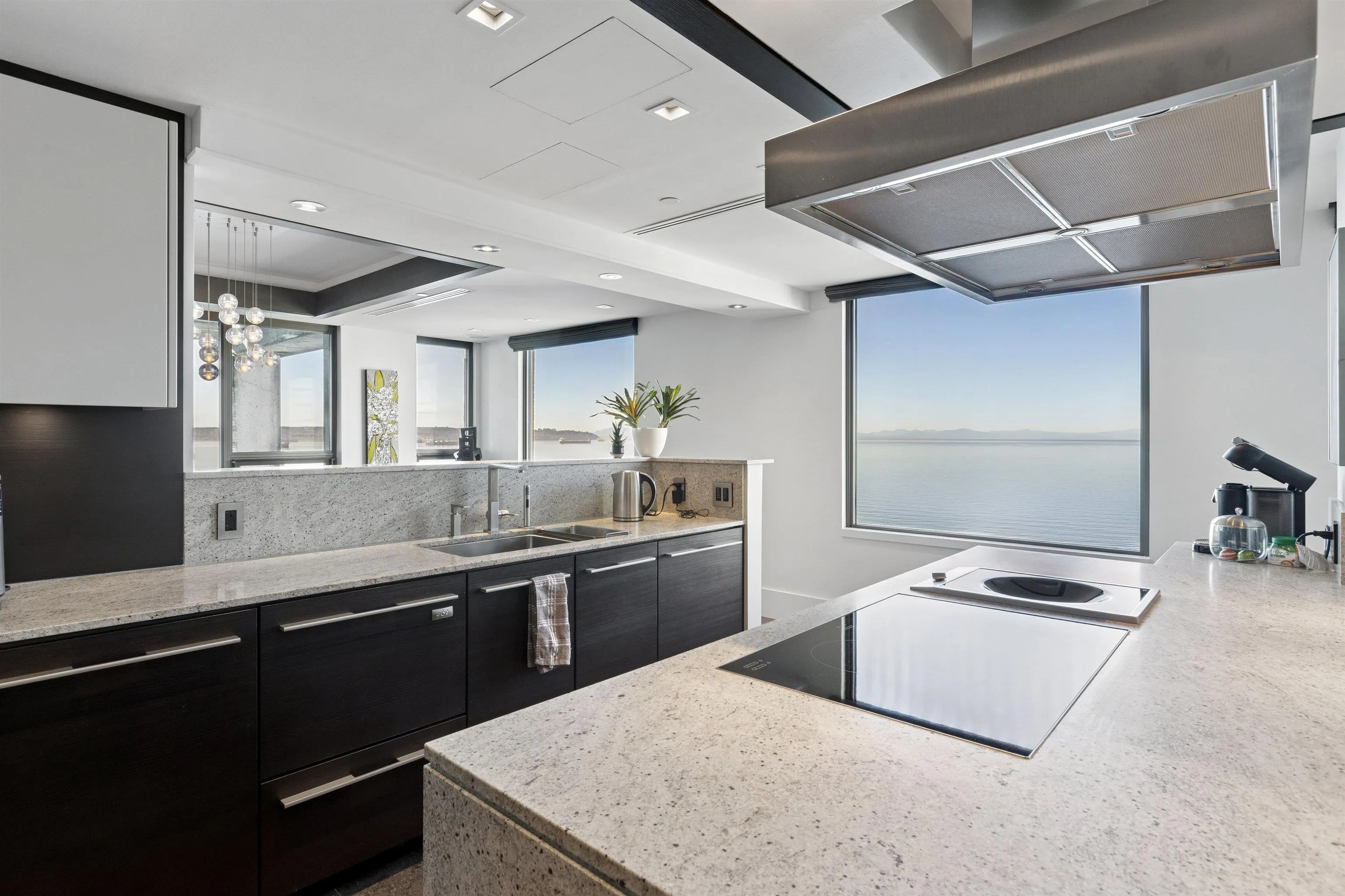 2250 Bellevue Avenue #9
