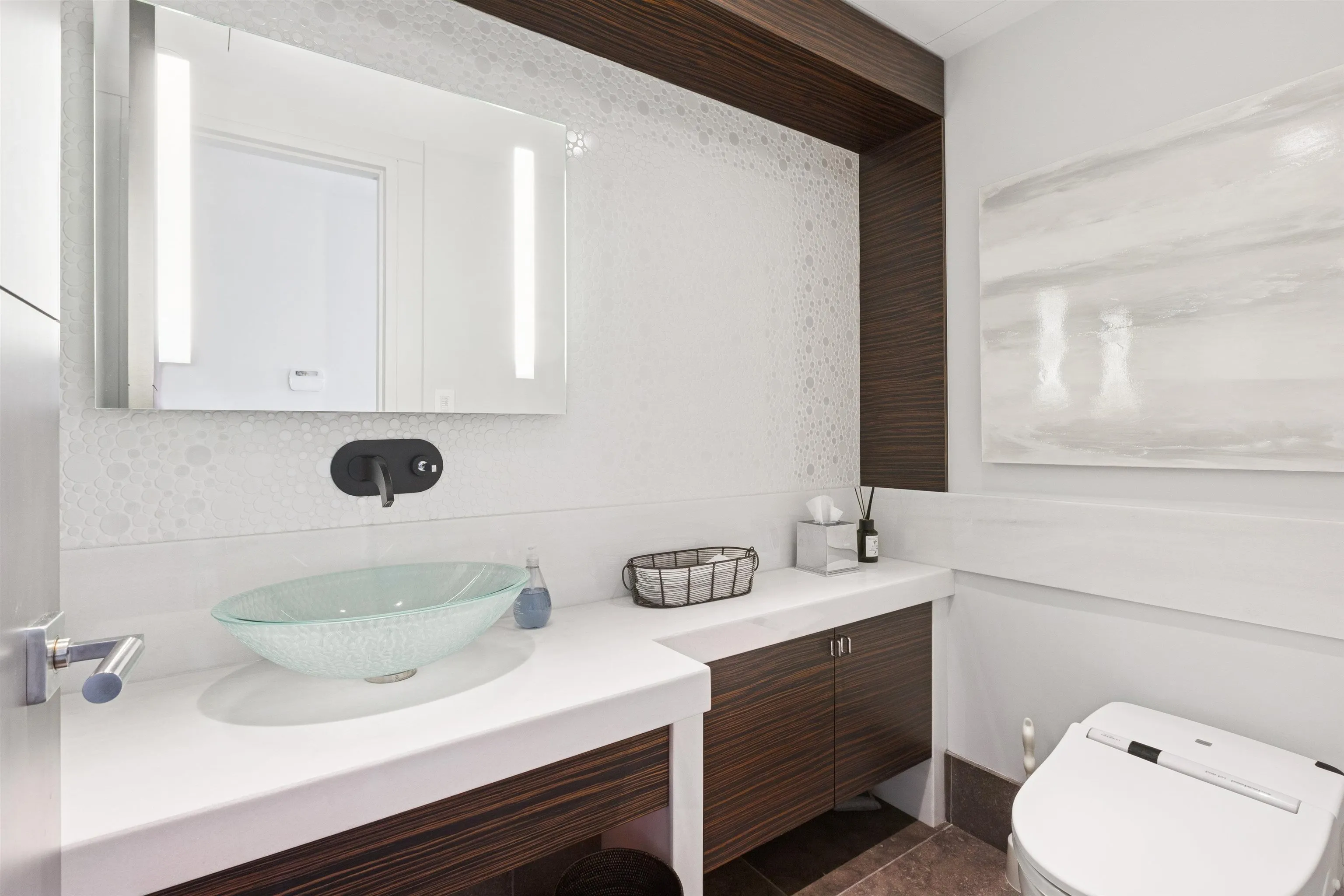 2250 Bellevue Avenue #9