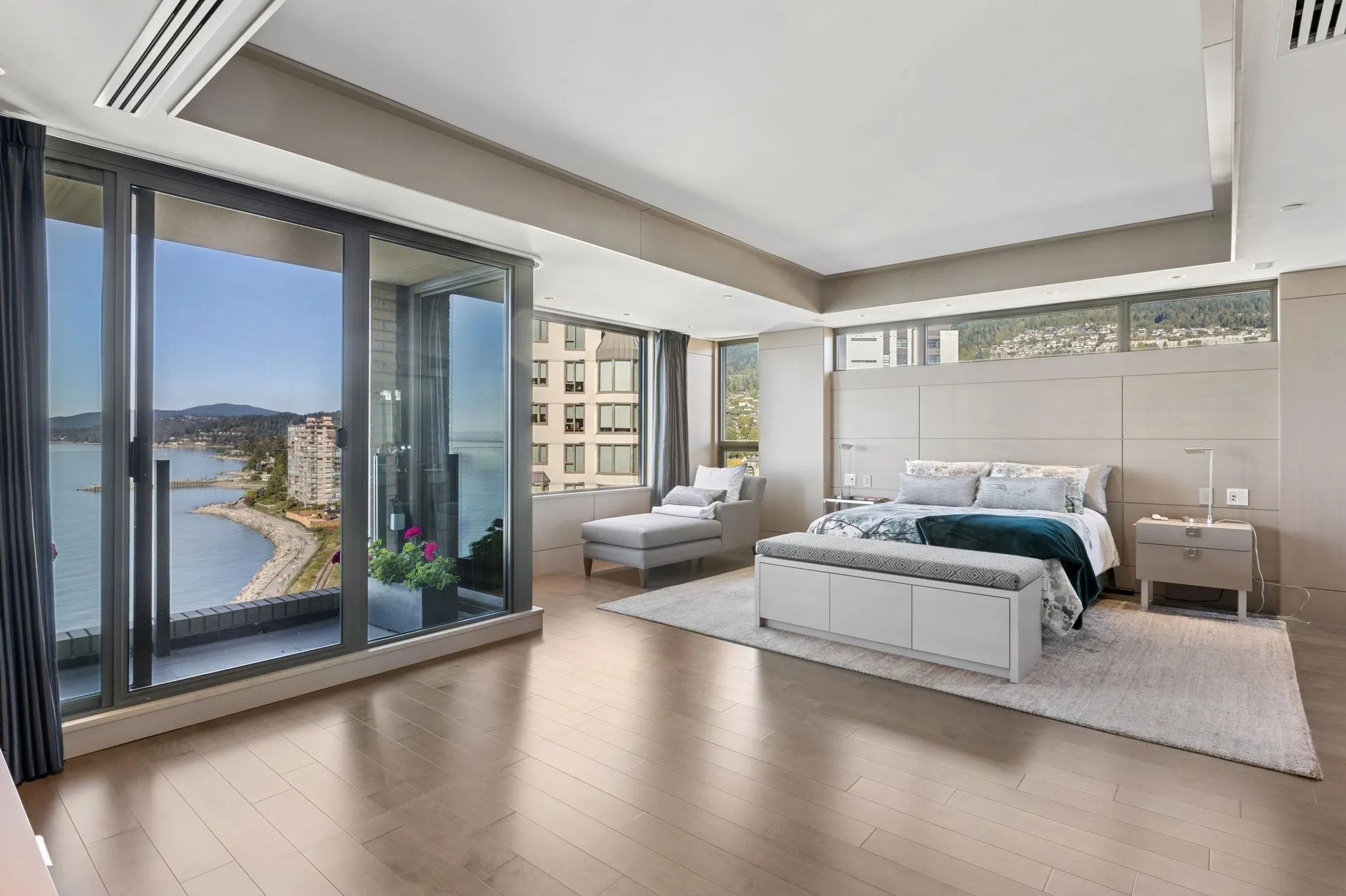2250 Bellevue Avenue #9