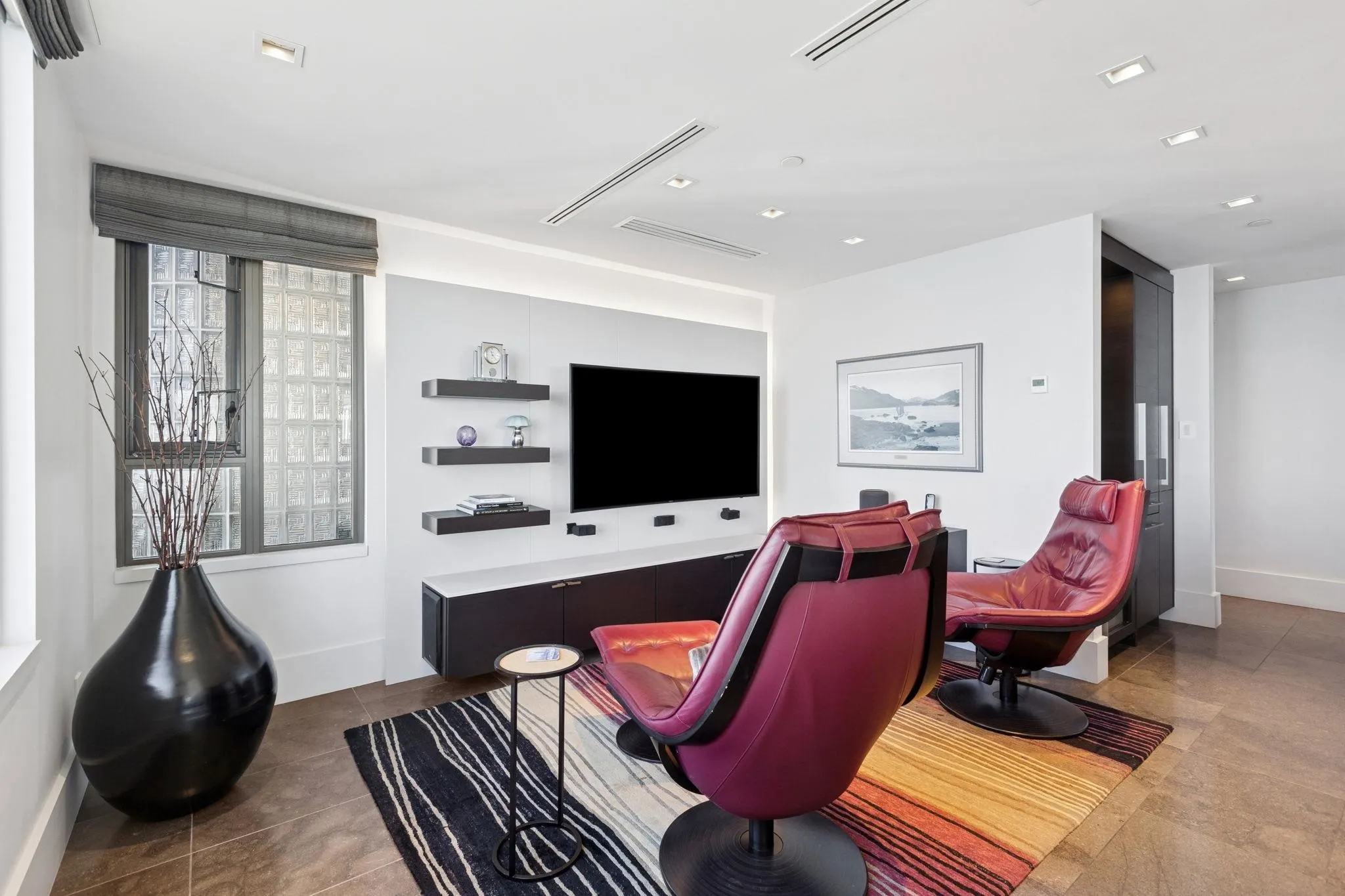 2250 Bellevue Avenue #9