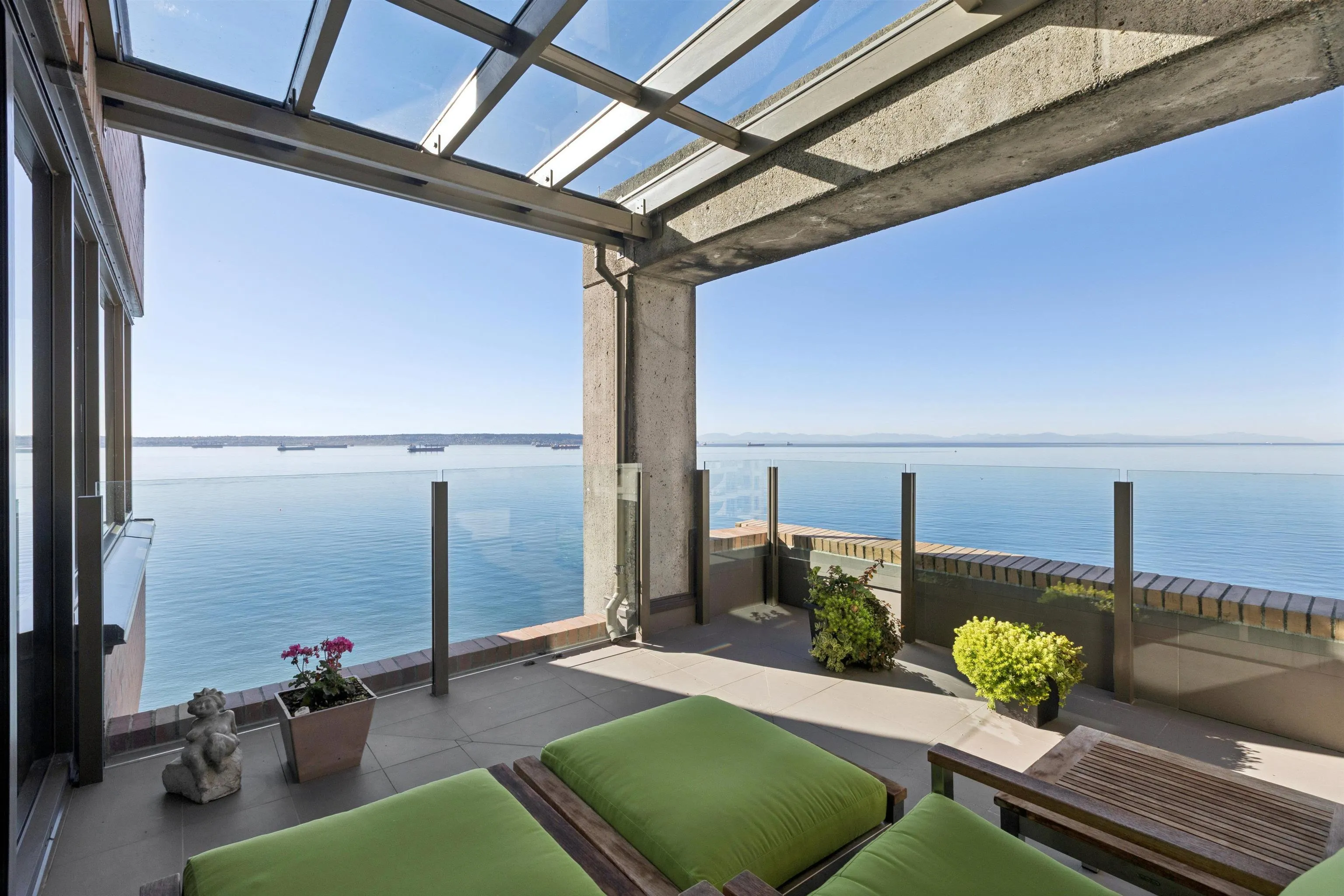 2250 Bellevue Avenue #9