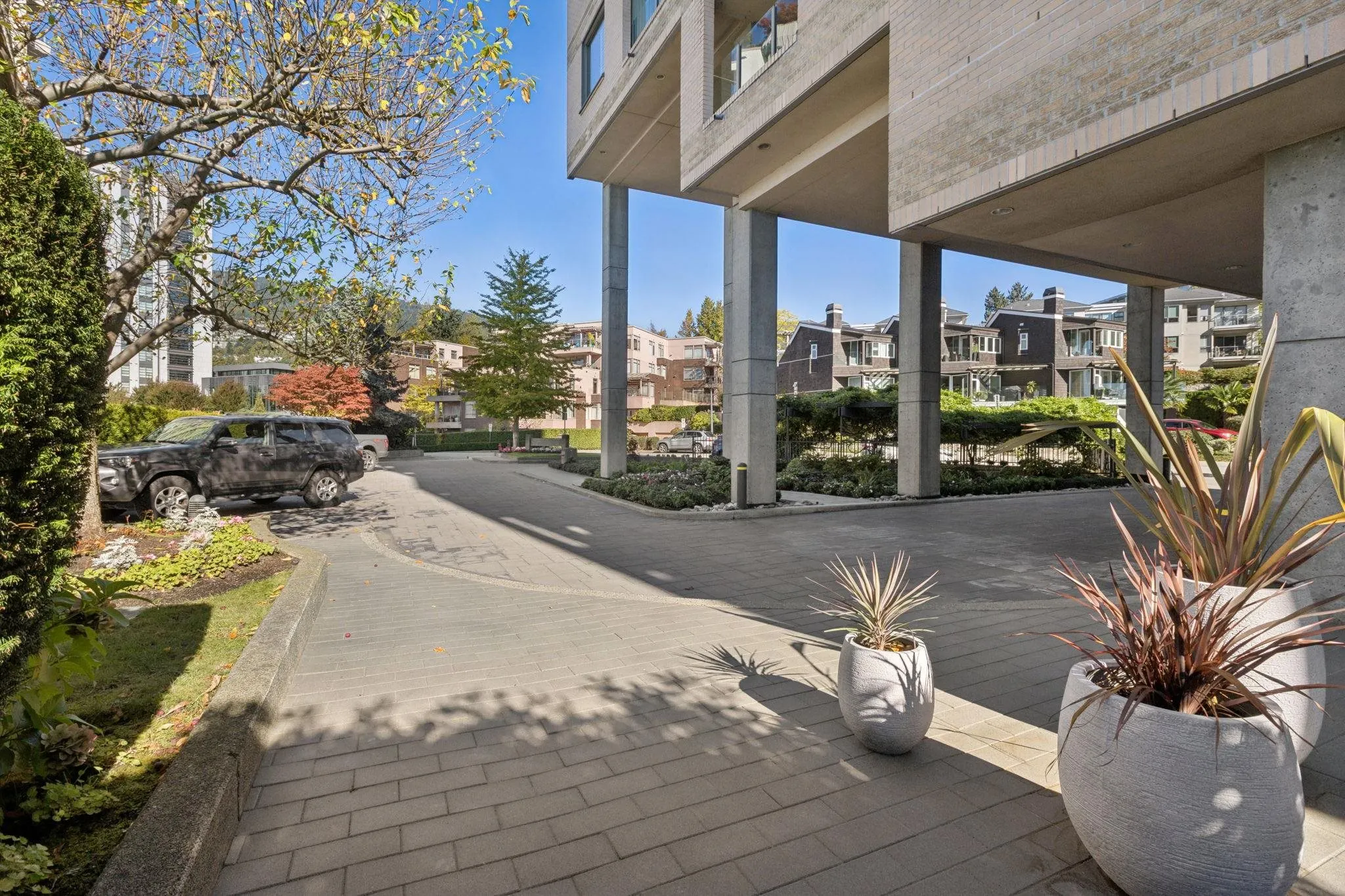 2250 Bellevue Avenue #9
