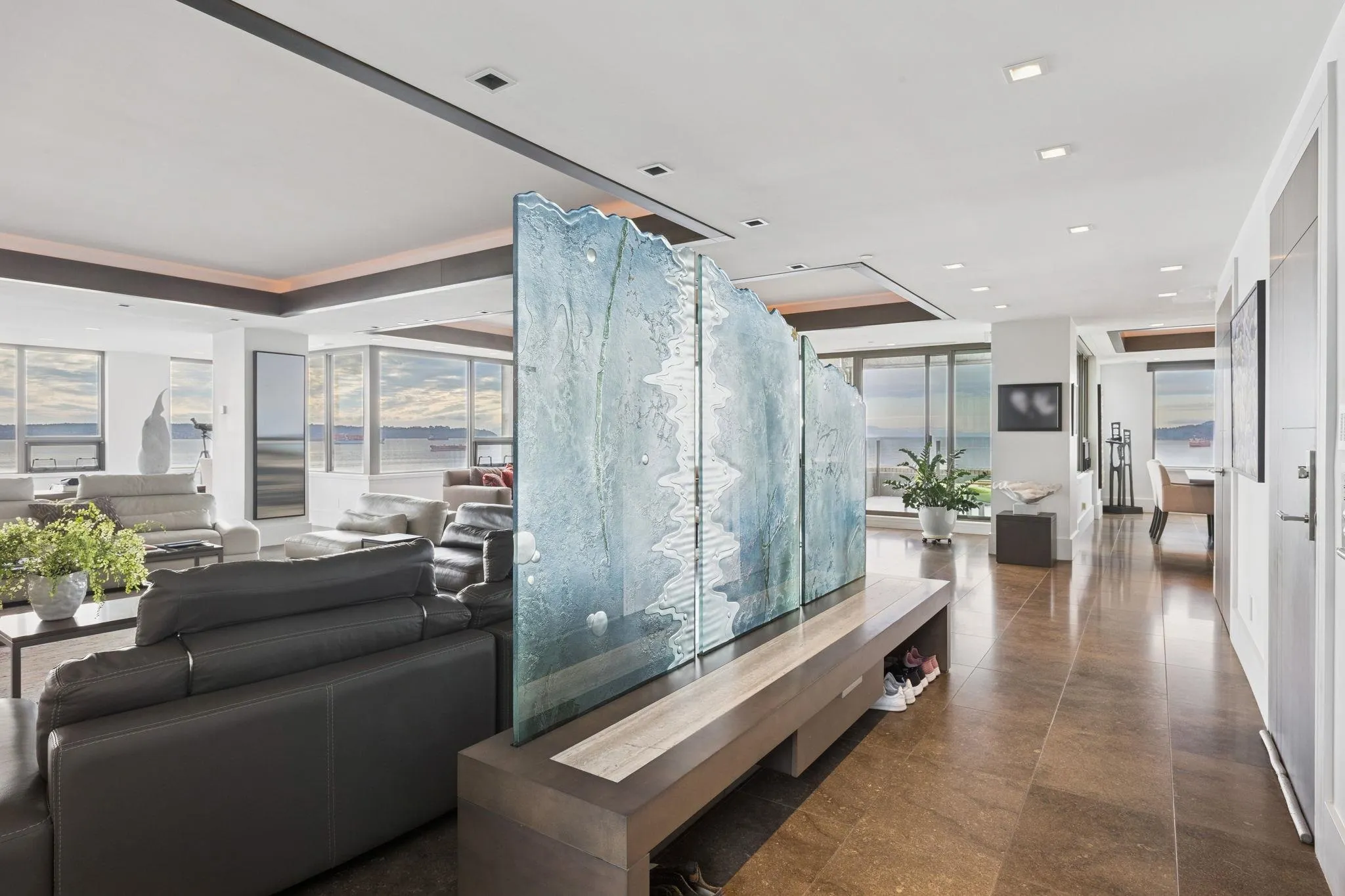 2250 Bellevue Avenue #9