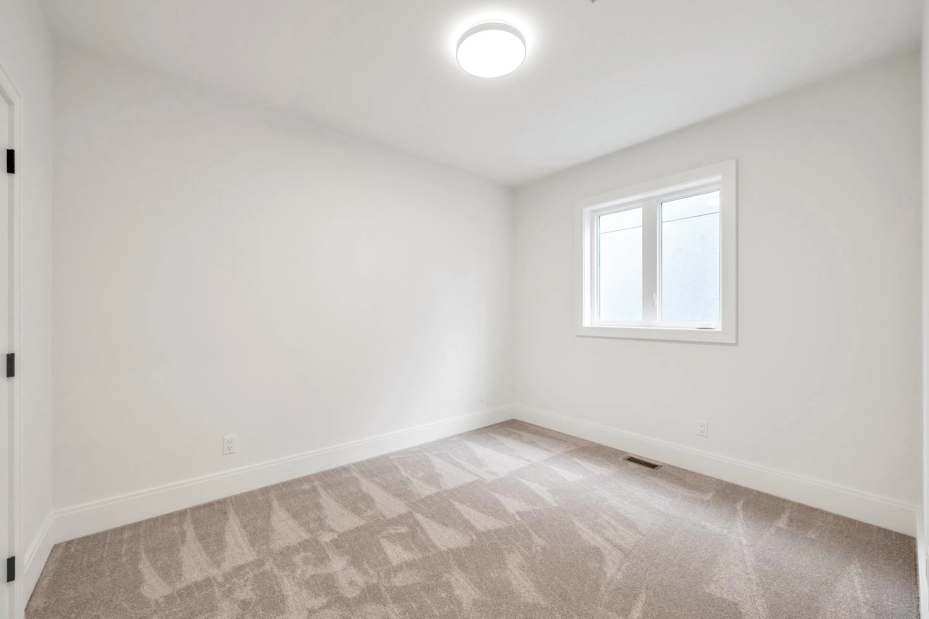 23787 40 Avenue #1