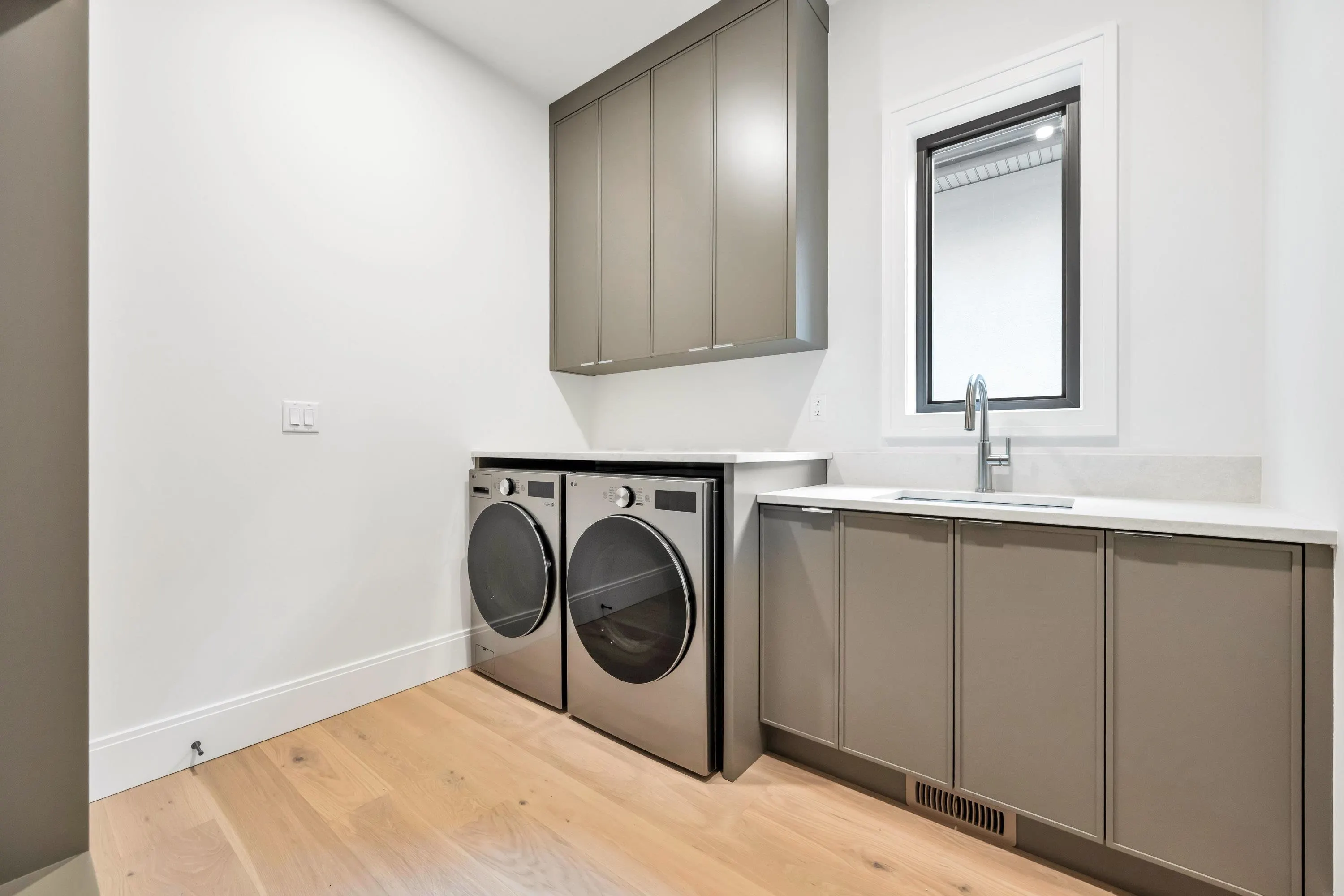 23787 40 Avenue #1