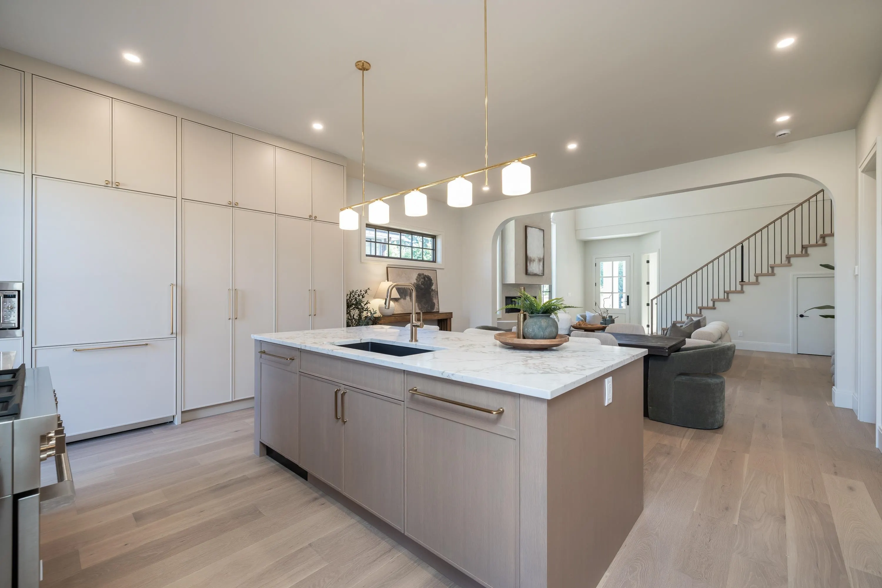 23787 40 Avenue #2