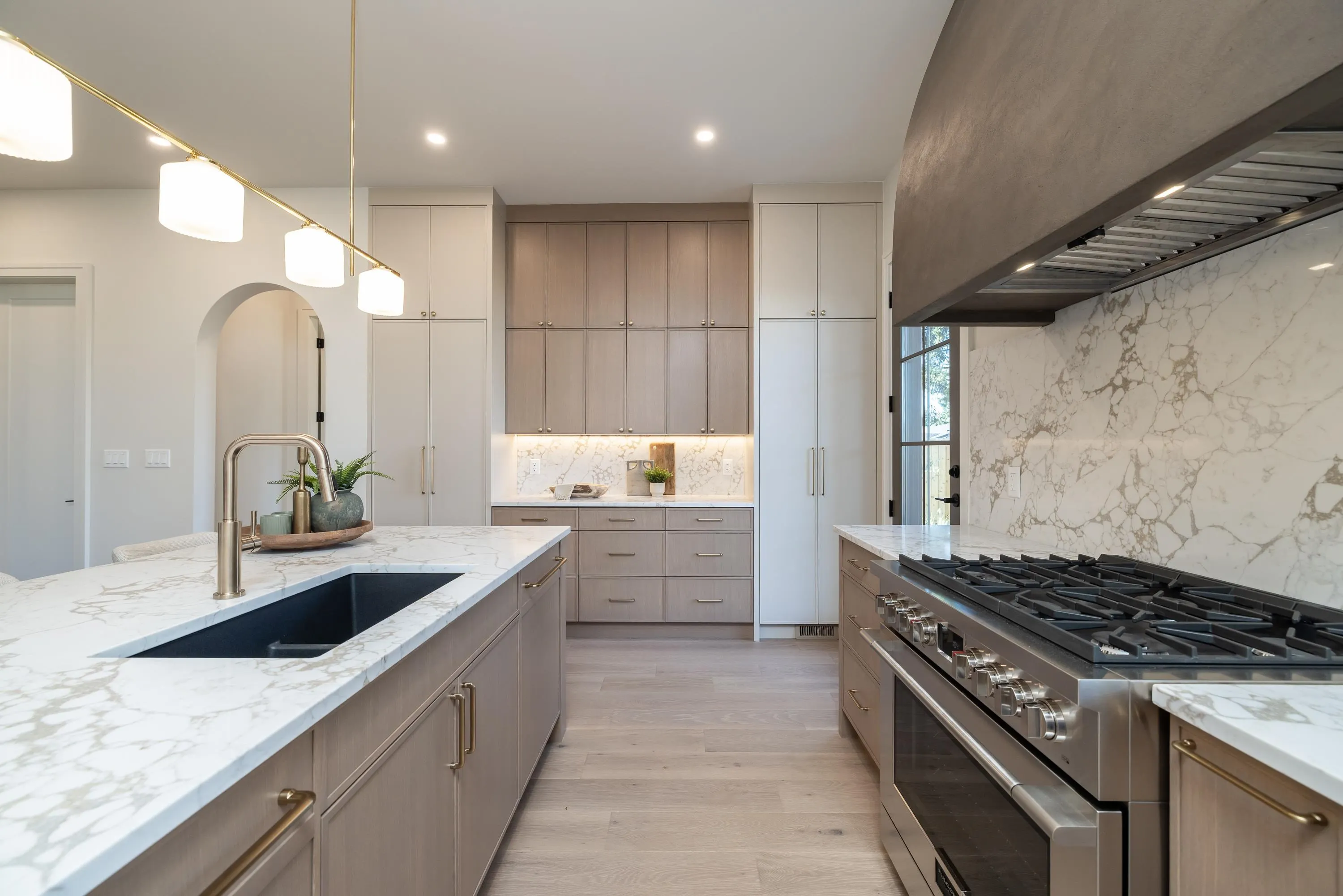 23787 40 Avenue #2