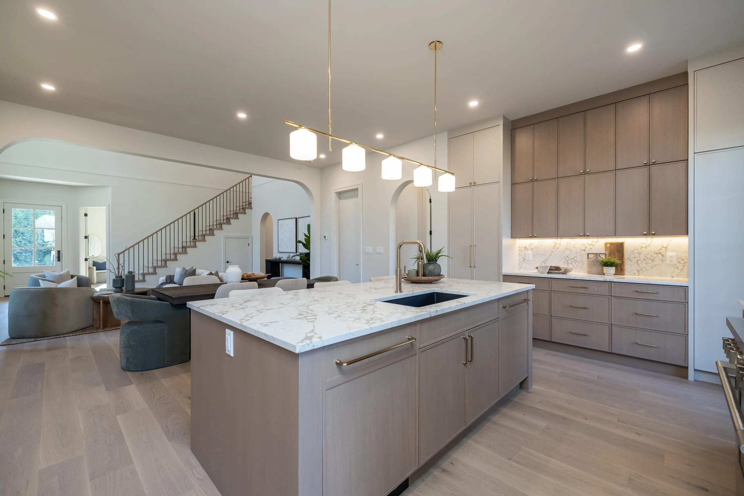 23787 40 Avenue #2
