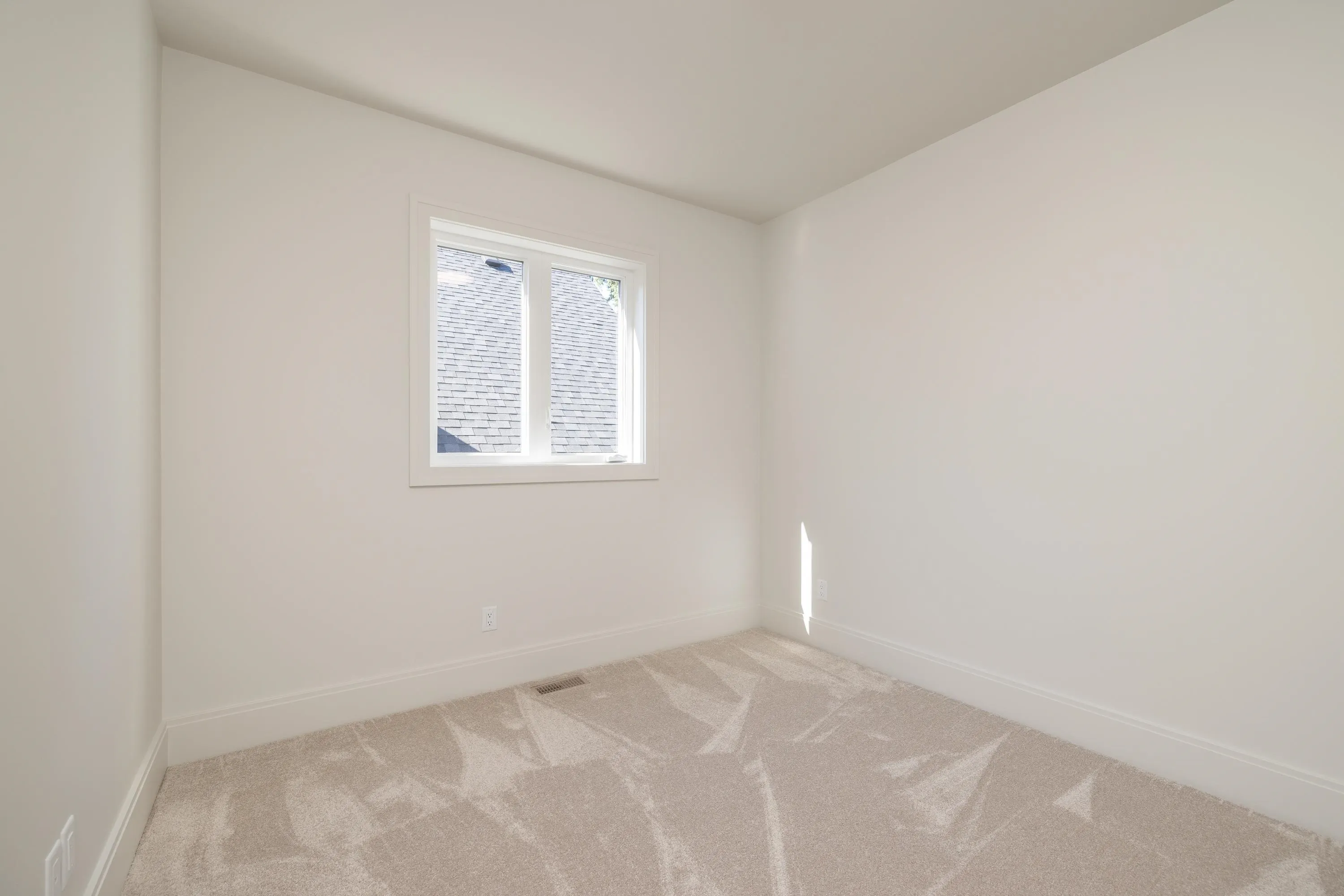 23787 40 Avenue #2