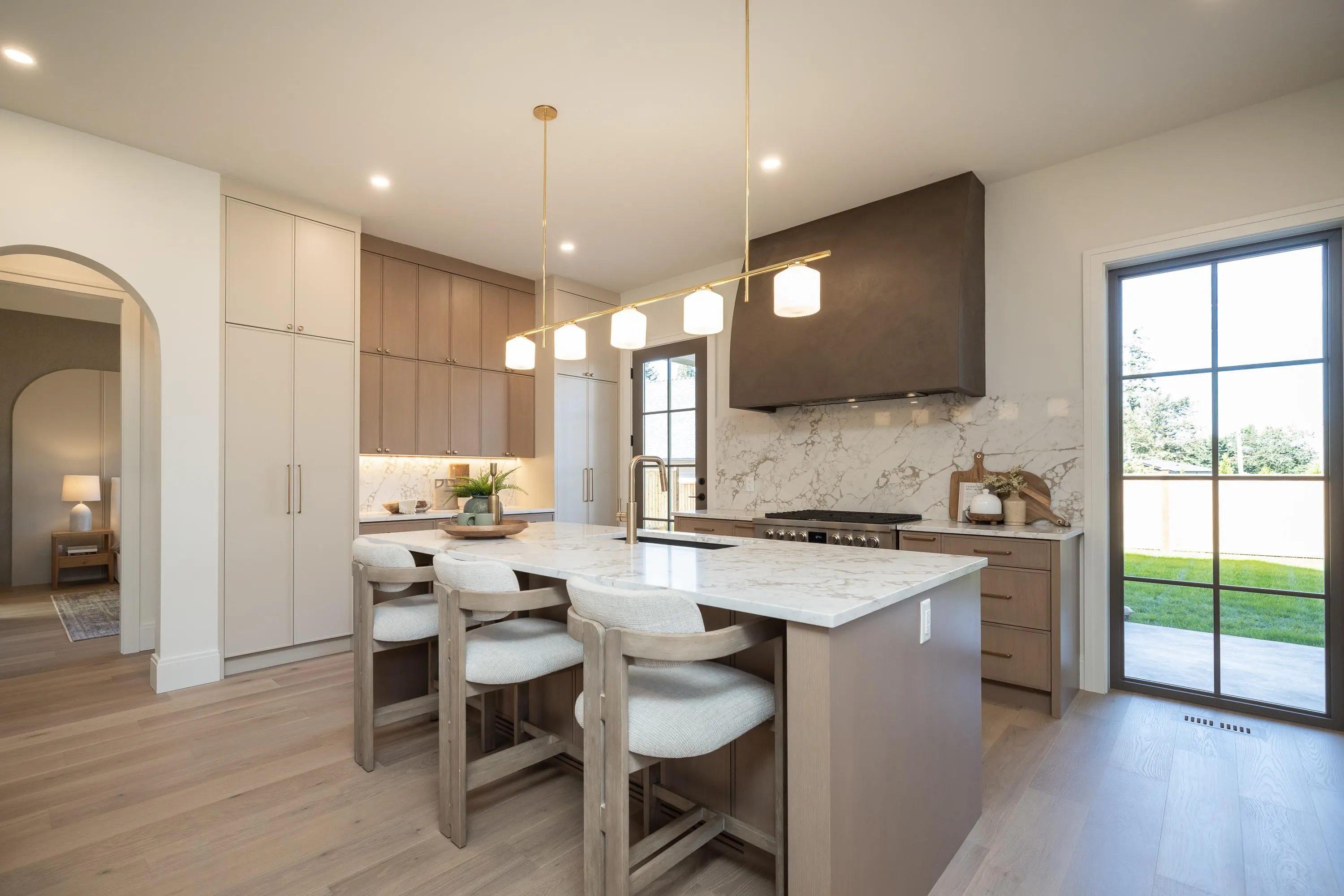 23787 40 Avenue #2