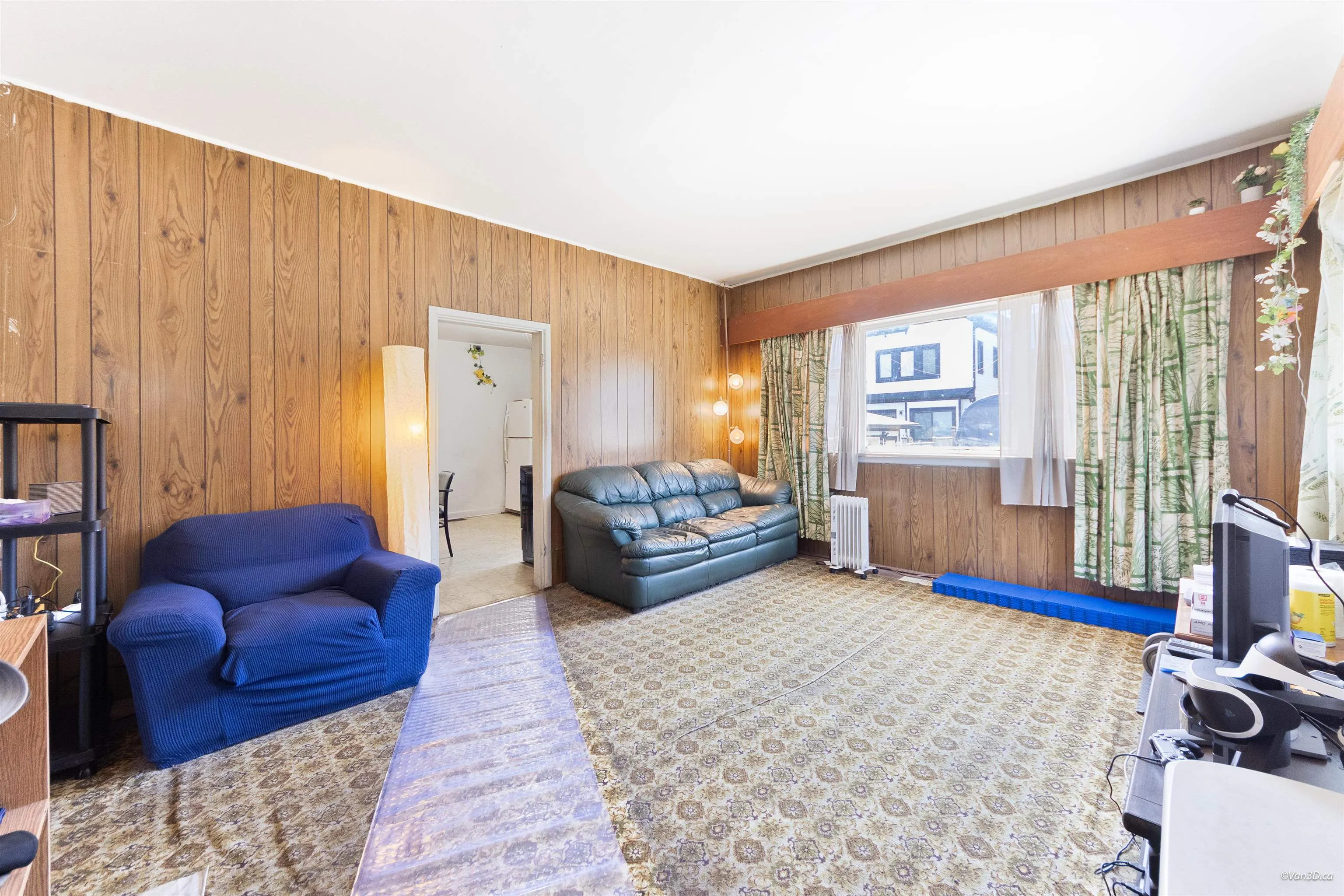 824 Semlin Drive