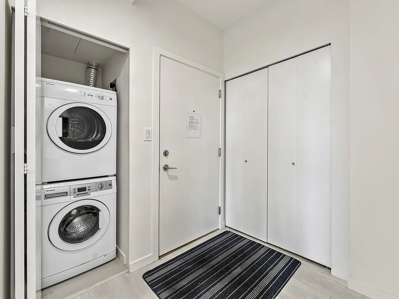 691 North Road #1202