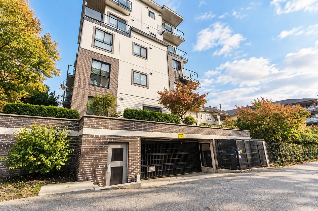 2362 Whyte Avenue #401