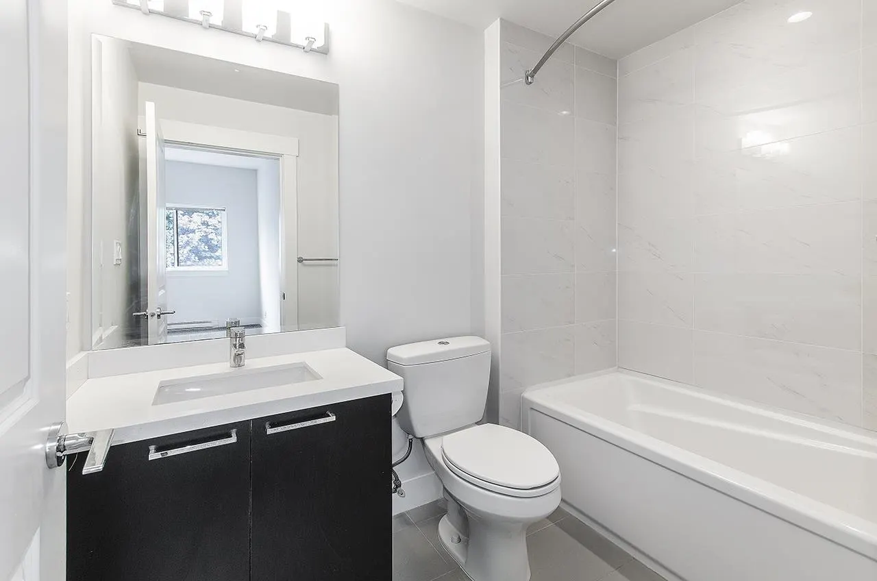 2362 Whyte Avenue #401