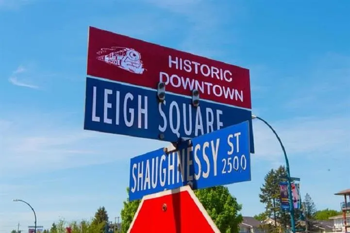 2362 Whyte Avenue #401