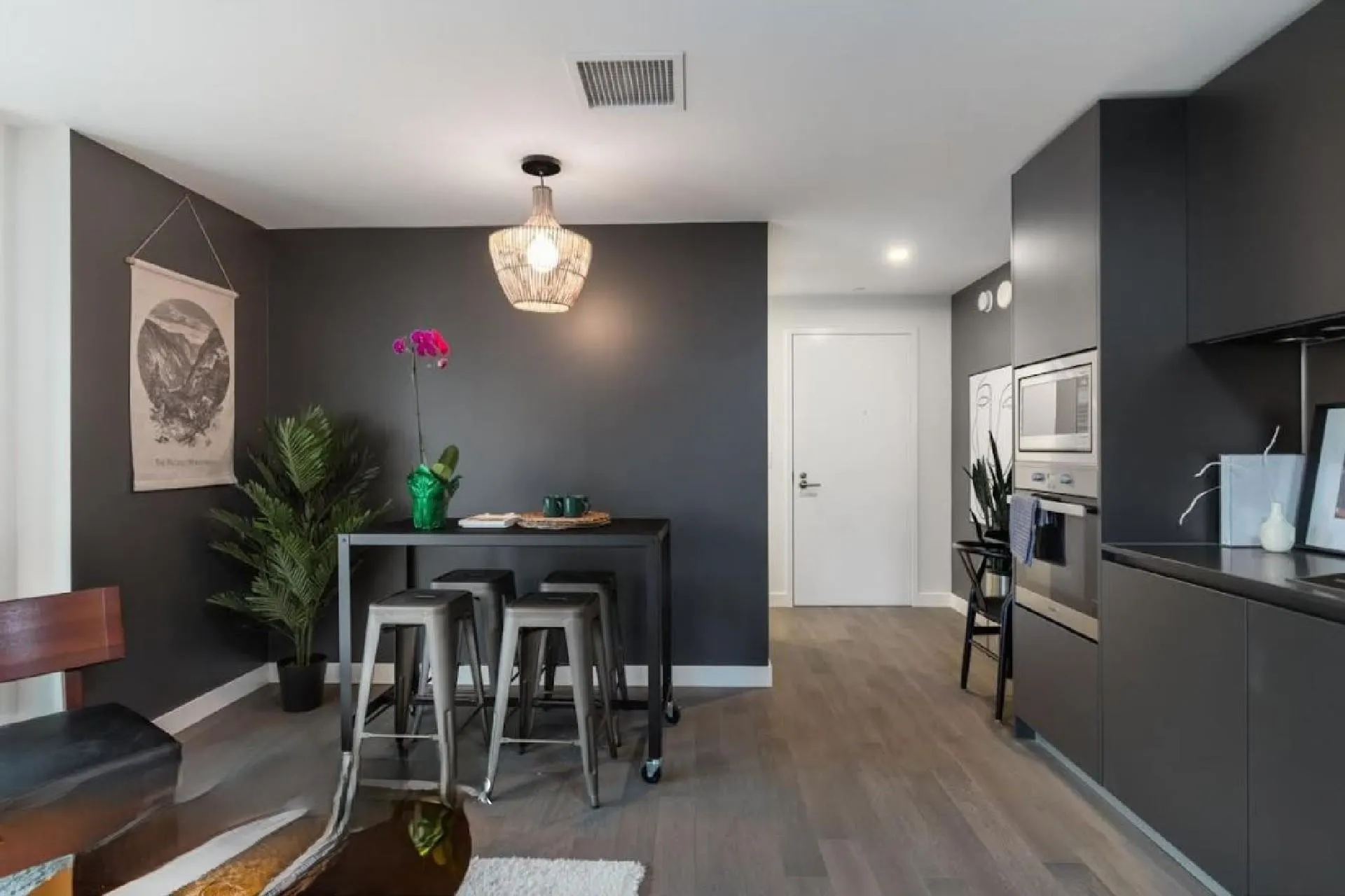 1480 Howe Street #1901
