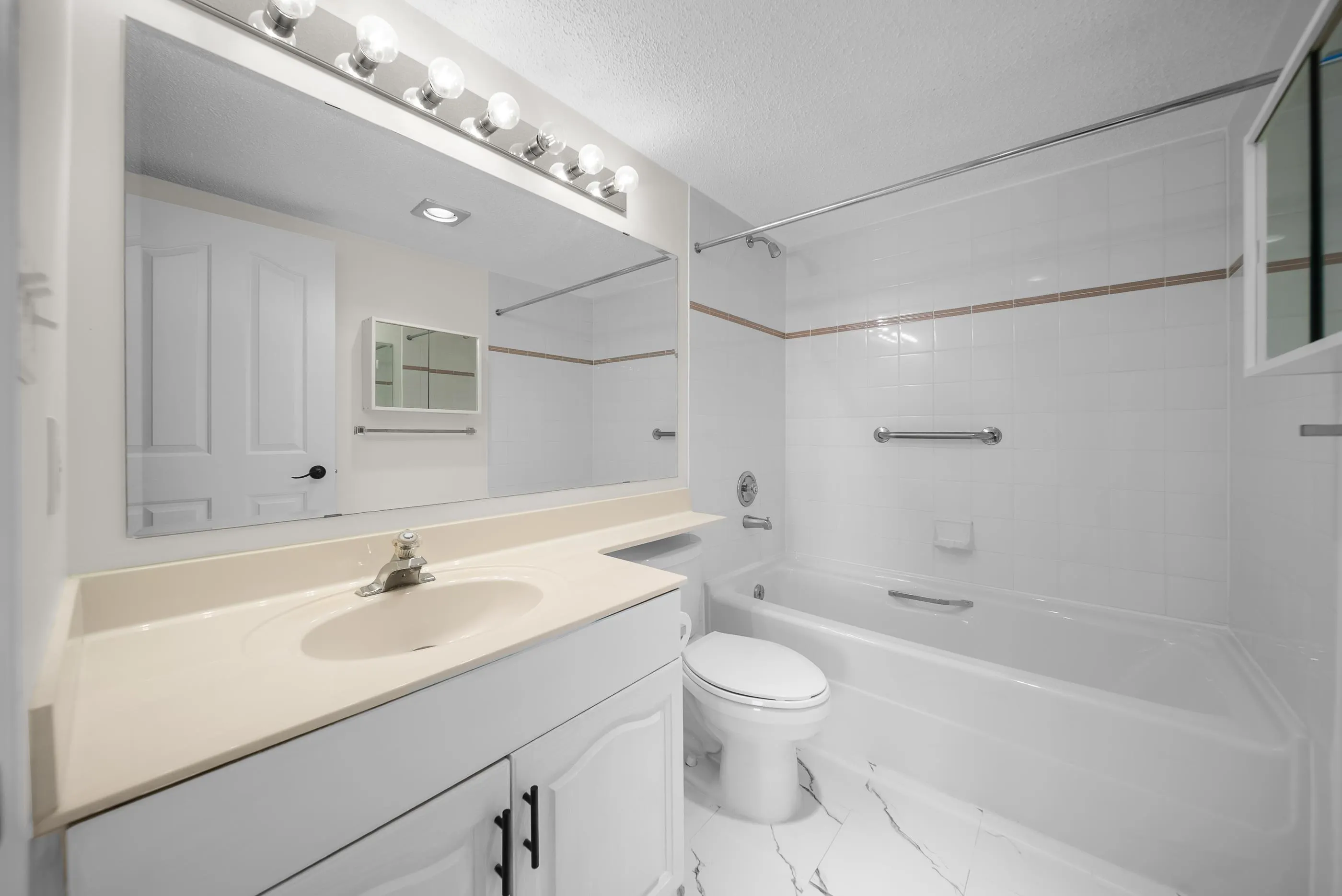 3150 Gladwin Road #302