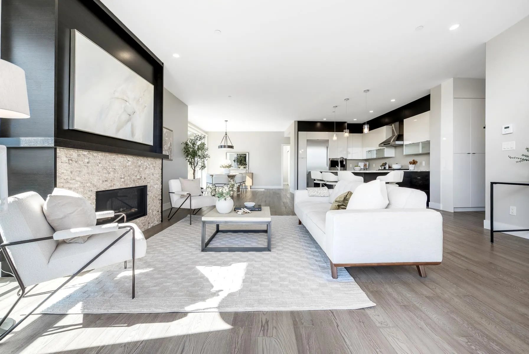 1212 Hunter Road #400