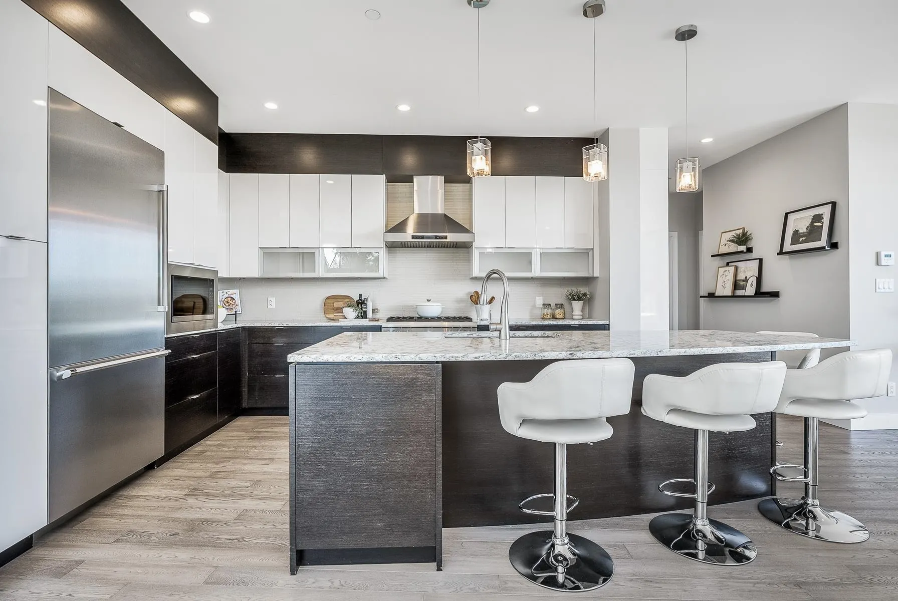 1212 Hunter Road #400