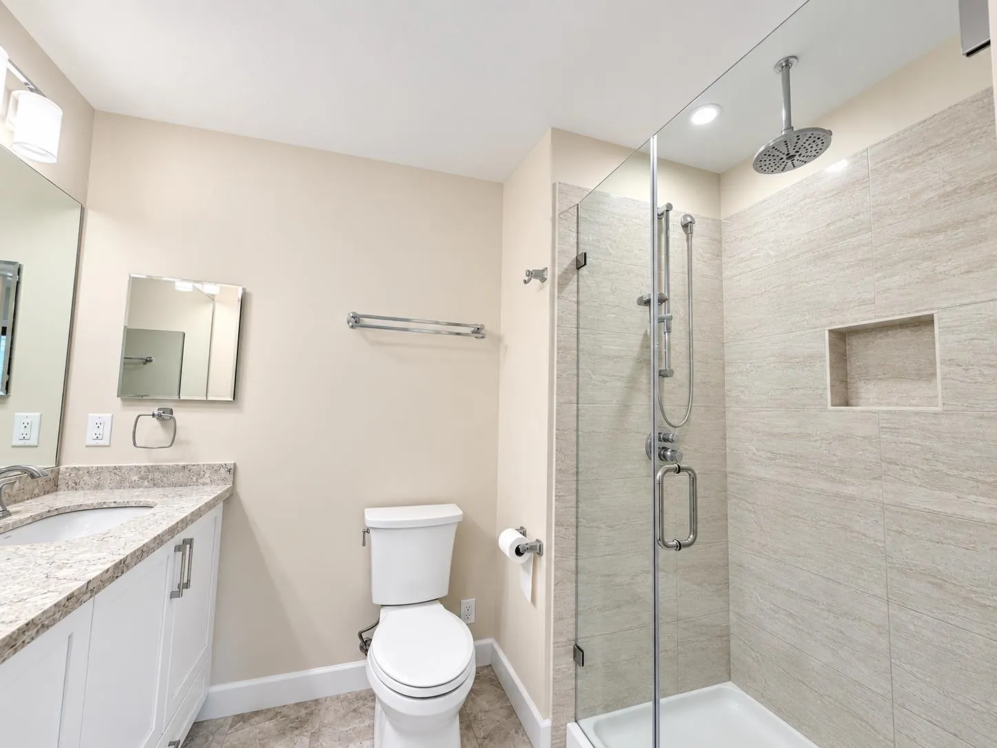 8561 203a Street #405