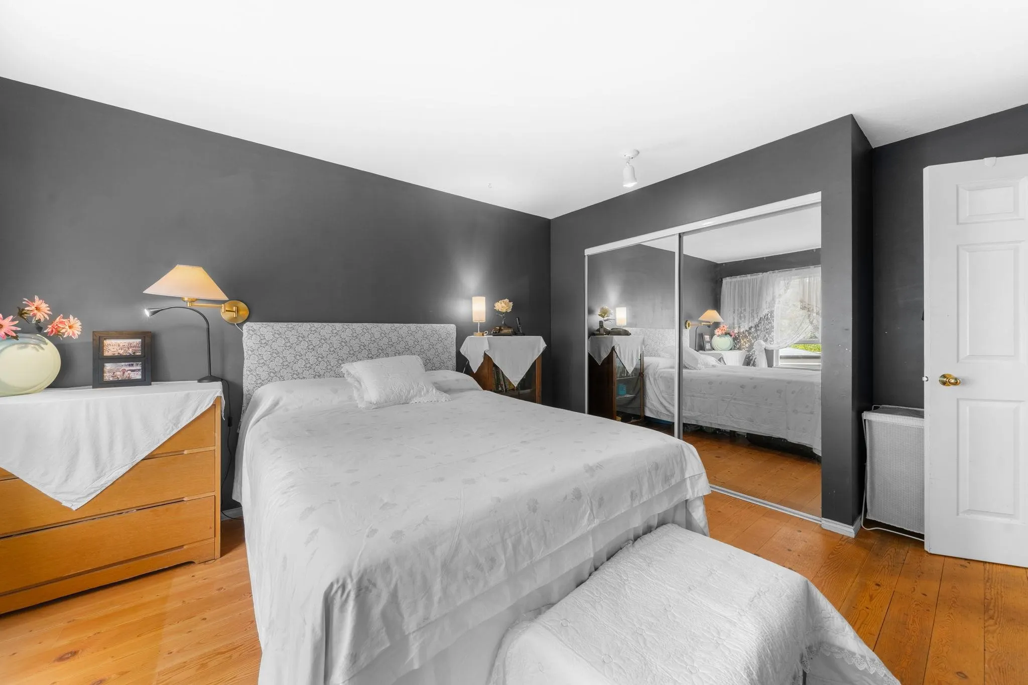 128 W 8th Street #115