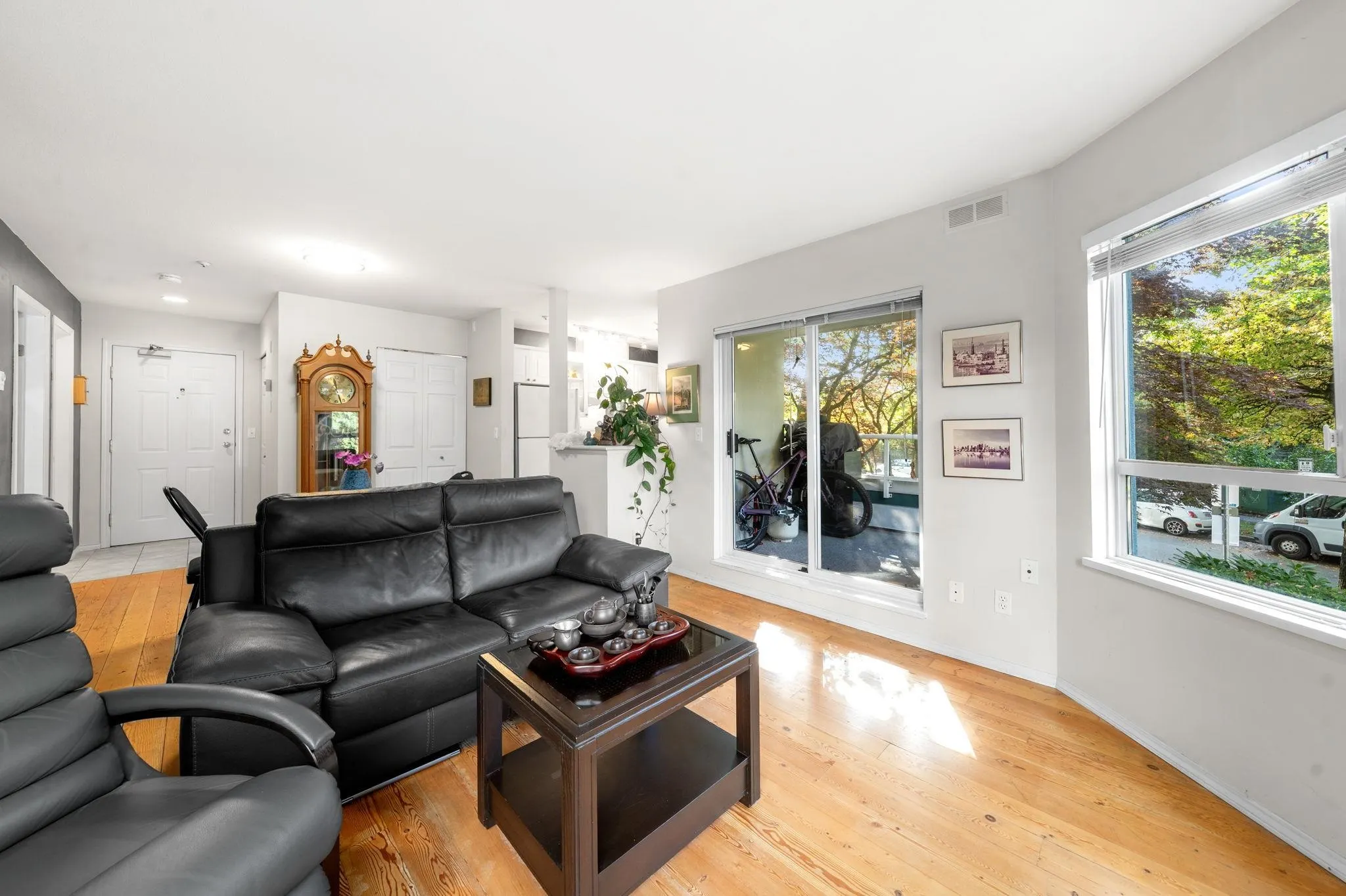 128 W 8th Street #115