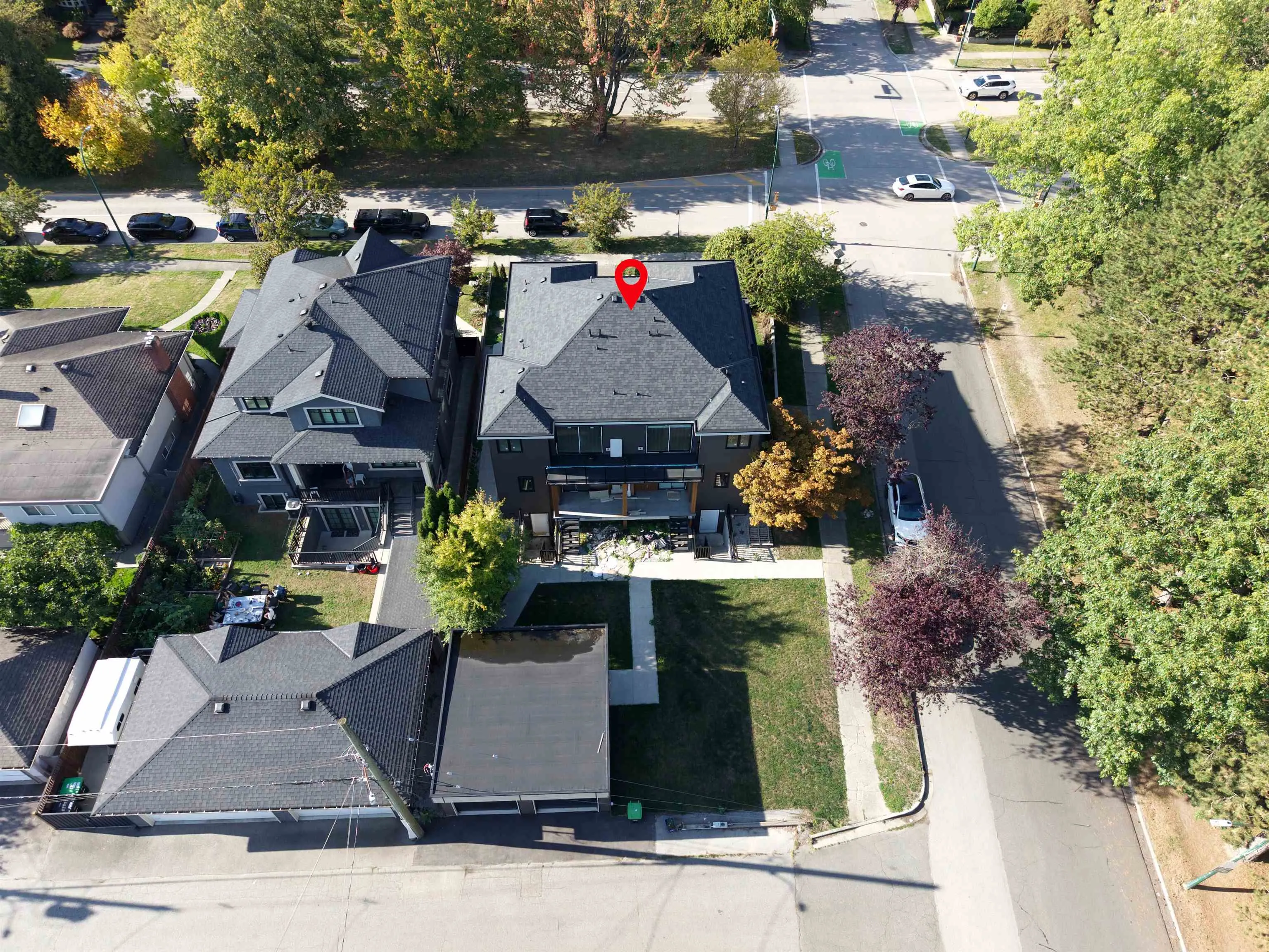 4121 Valley Drive