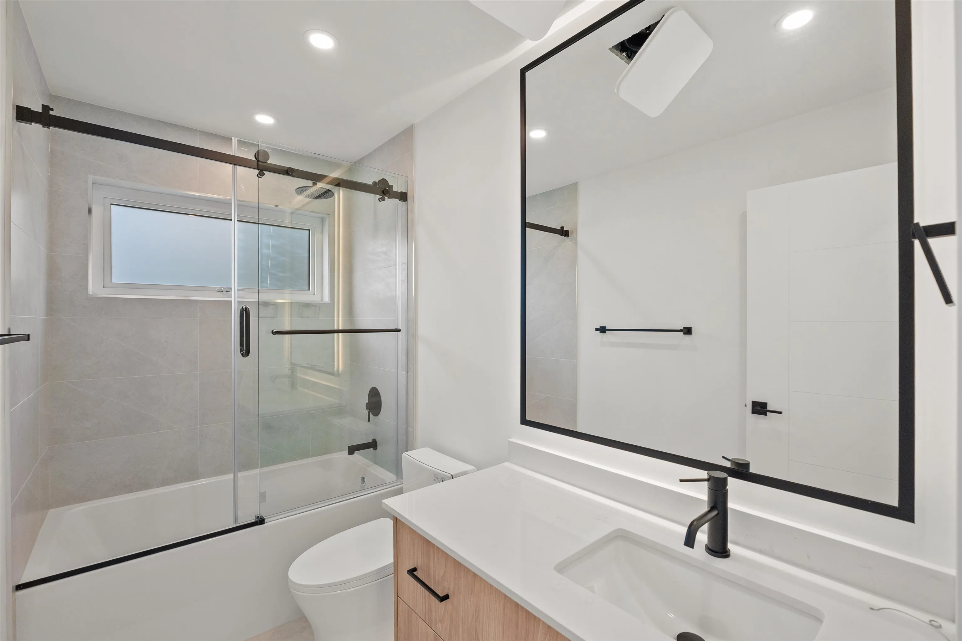 753 Edgar Avenue #106