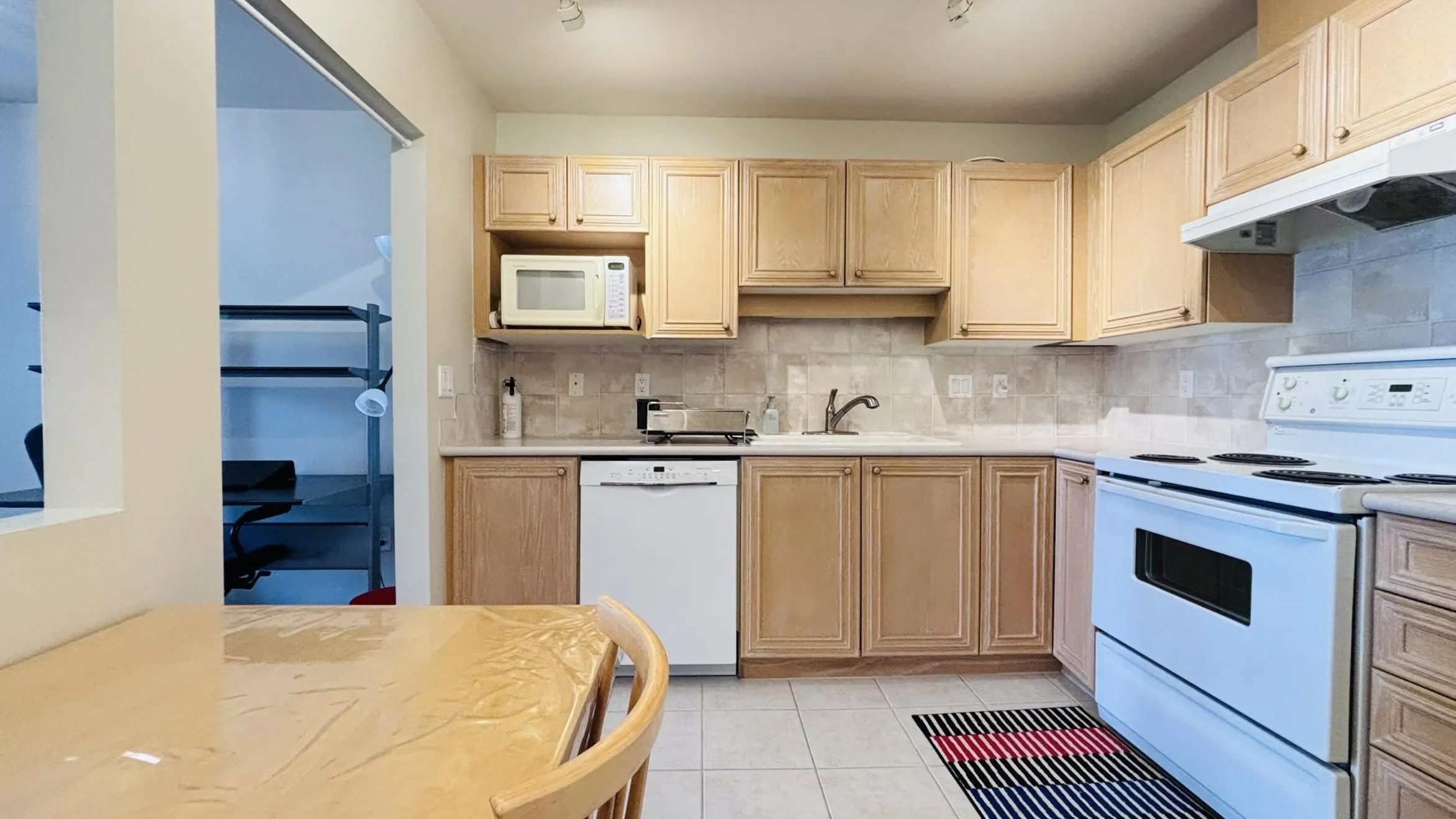 5863 Hampton Place #305