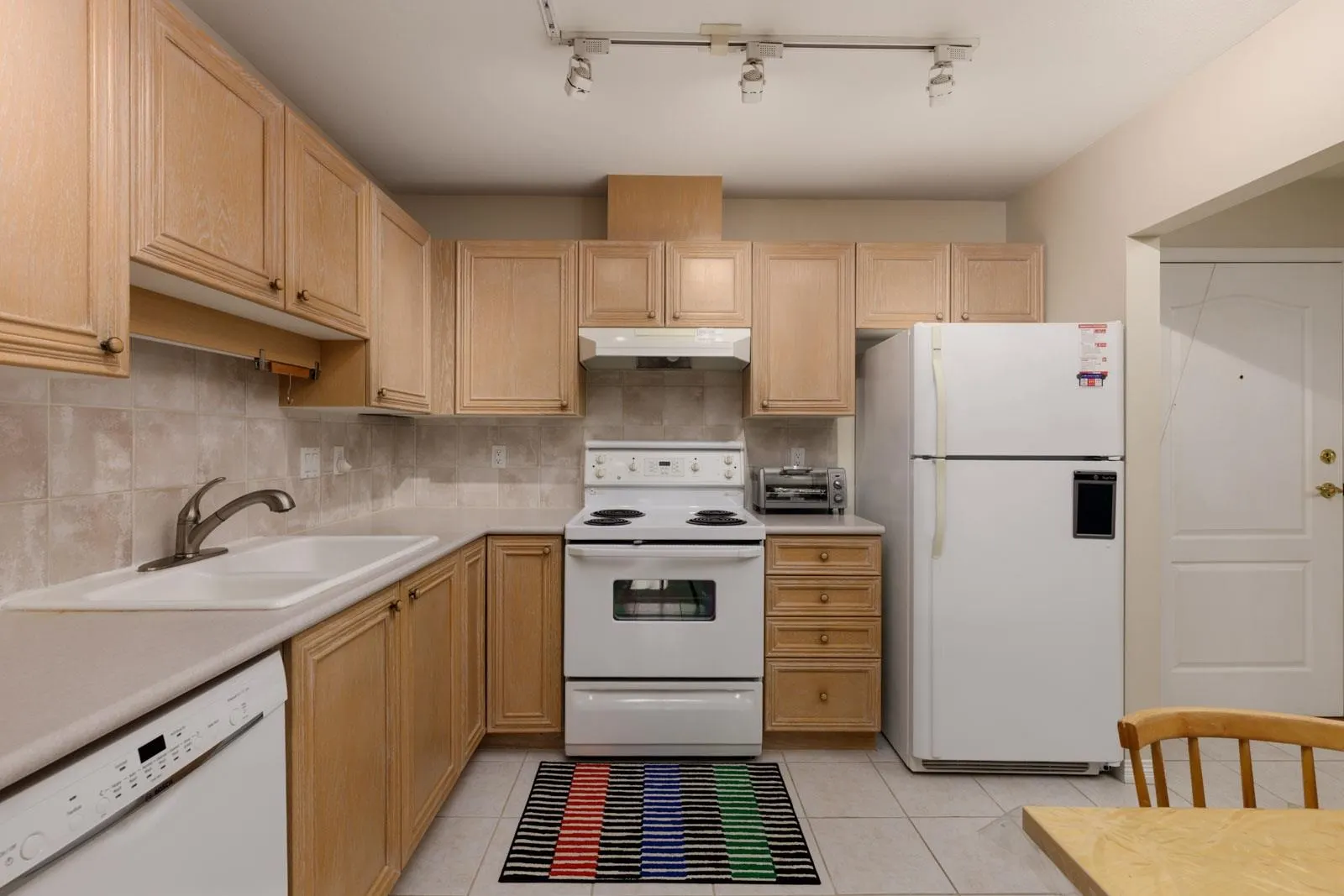 5683 Hampton Place #305