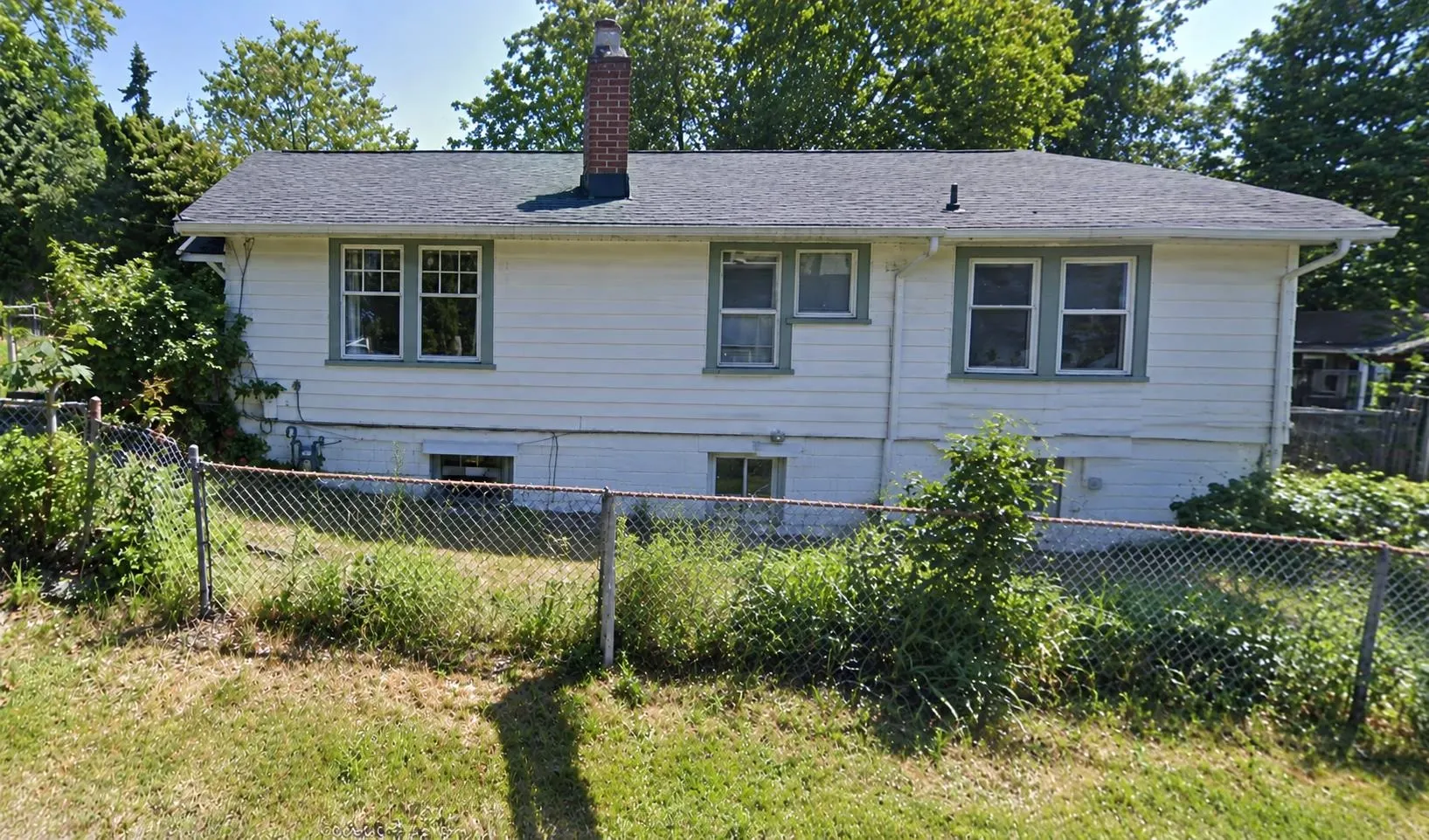 634 Rochester Avenue