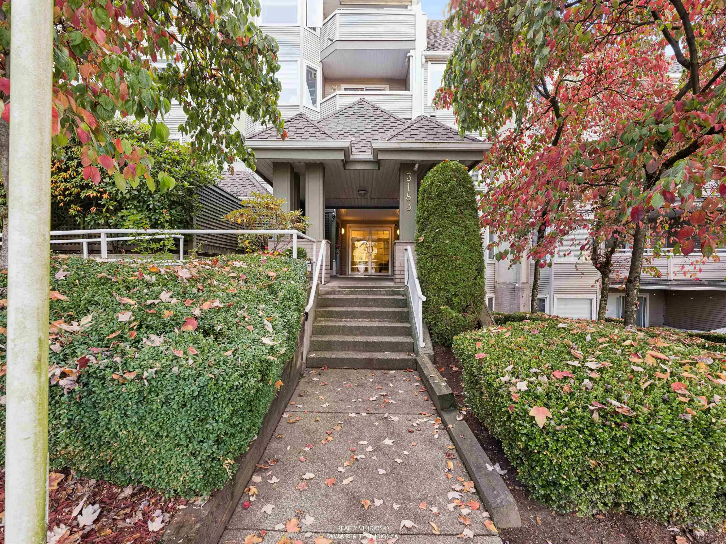3183 Esmond Avenue #504