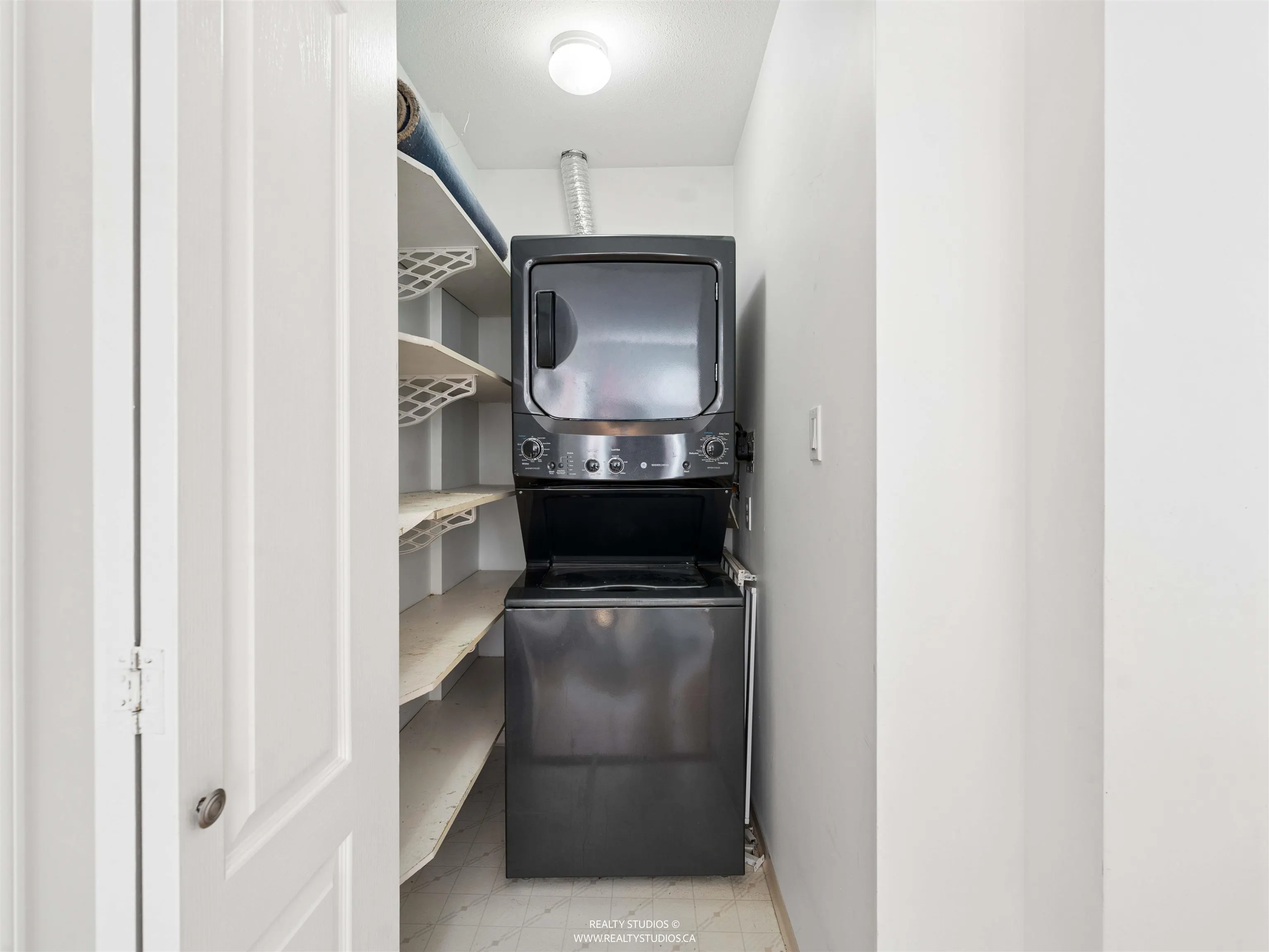 3183 Esmond Avenue #504