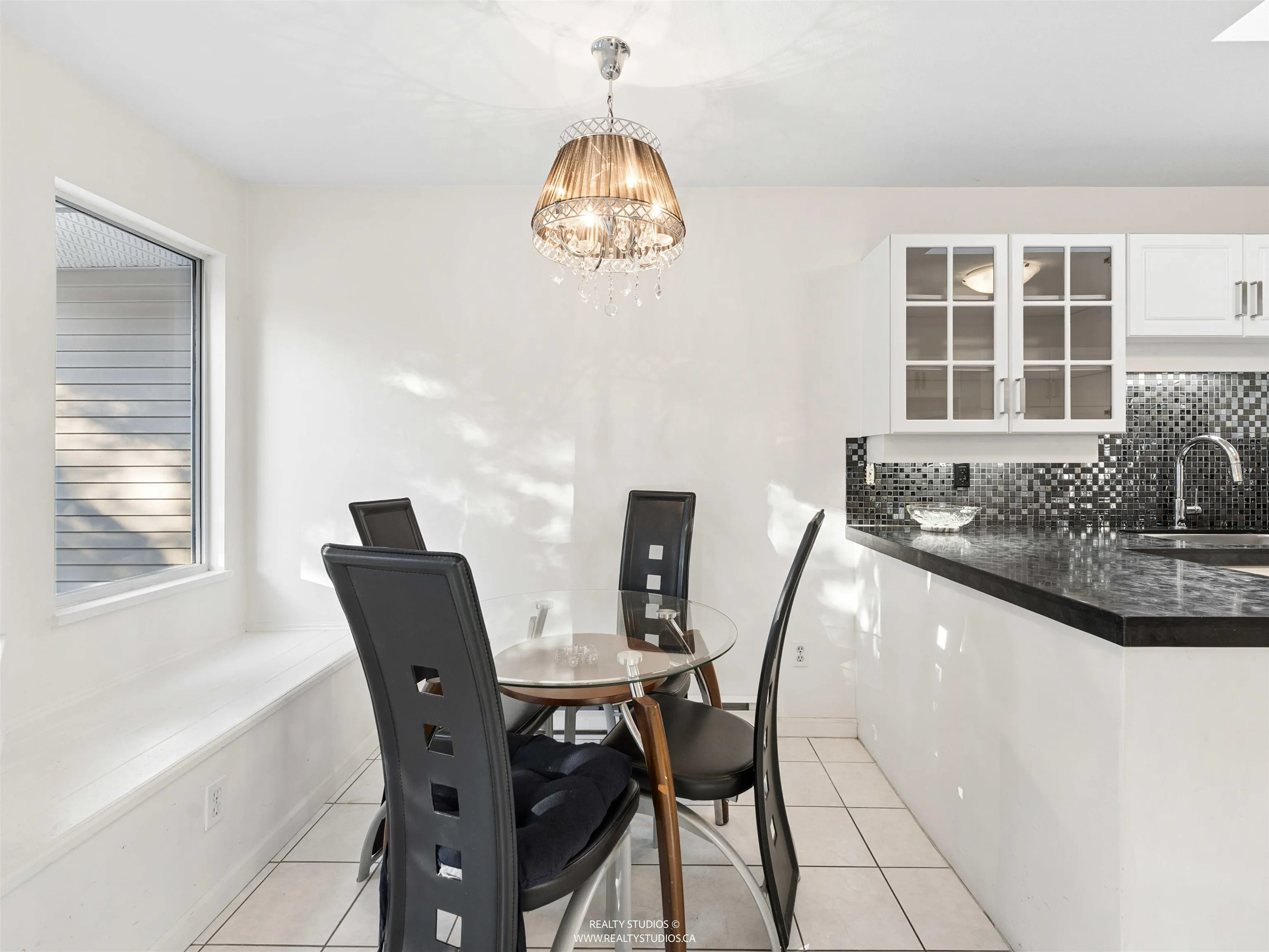 3183 Esmond Avenue #504