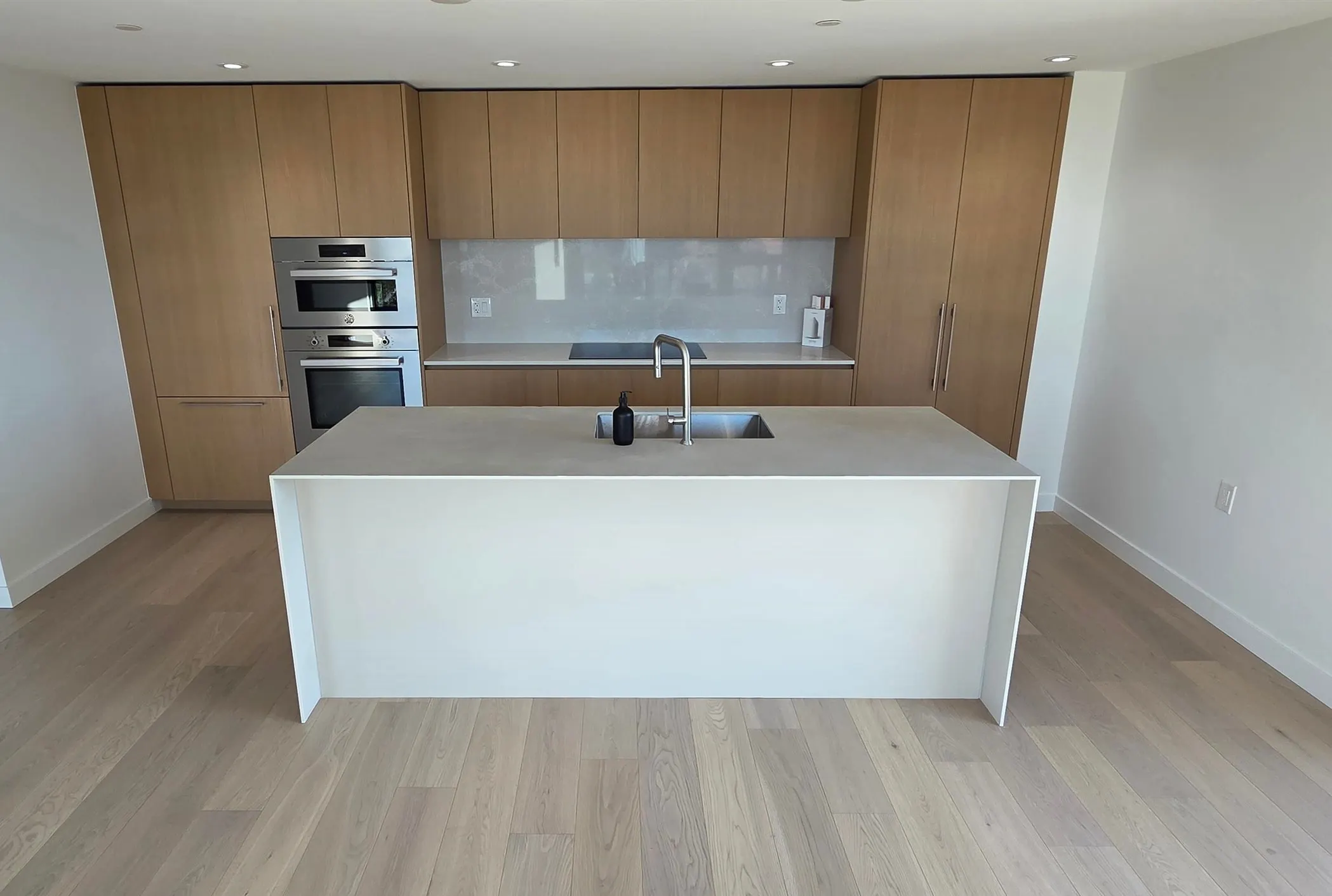 1530 W 6th Avenue ##1002