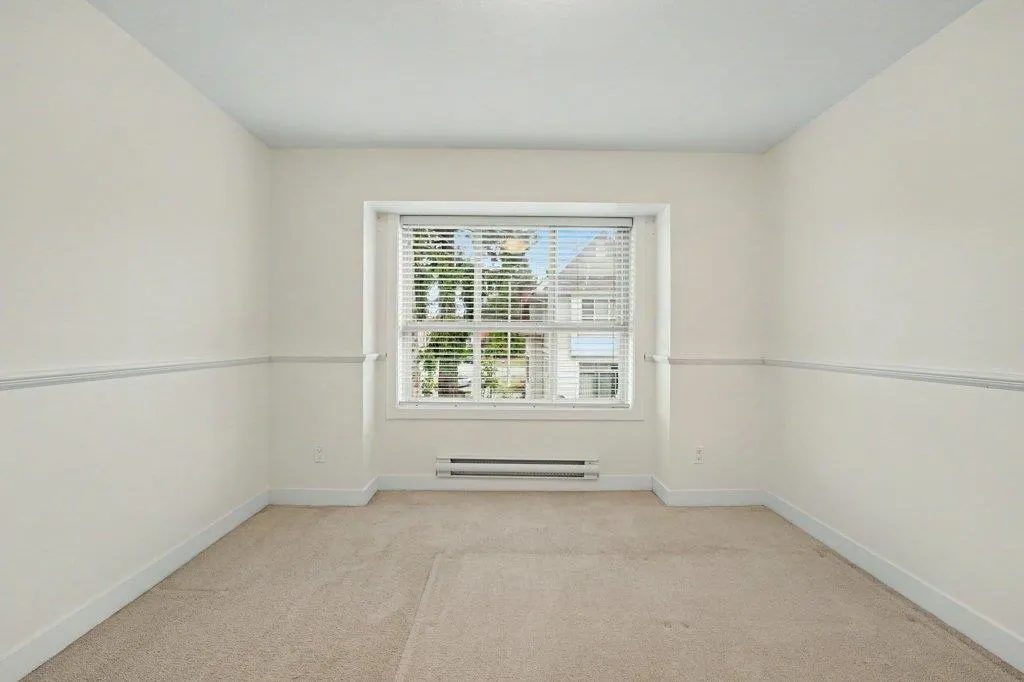 1708 King George Boulevard #8