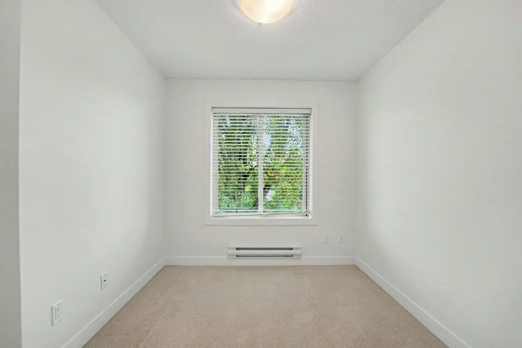 1708 King George Boulevard #8
