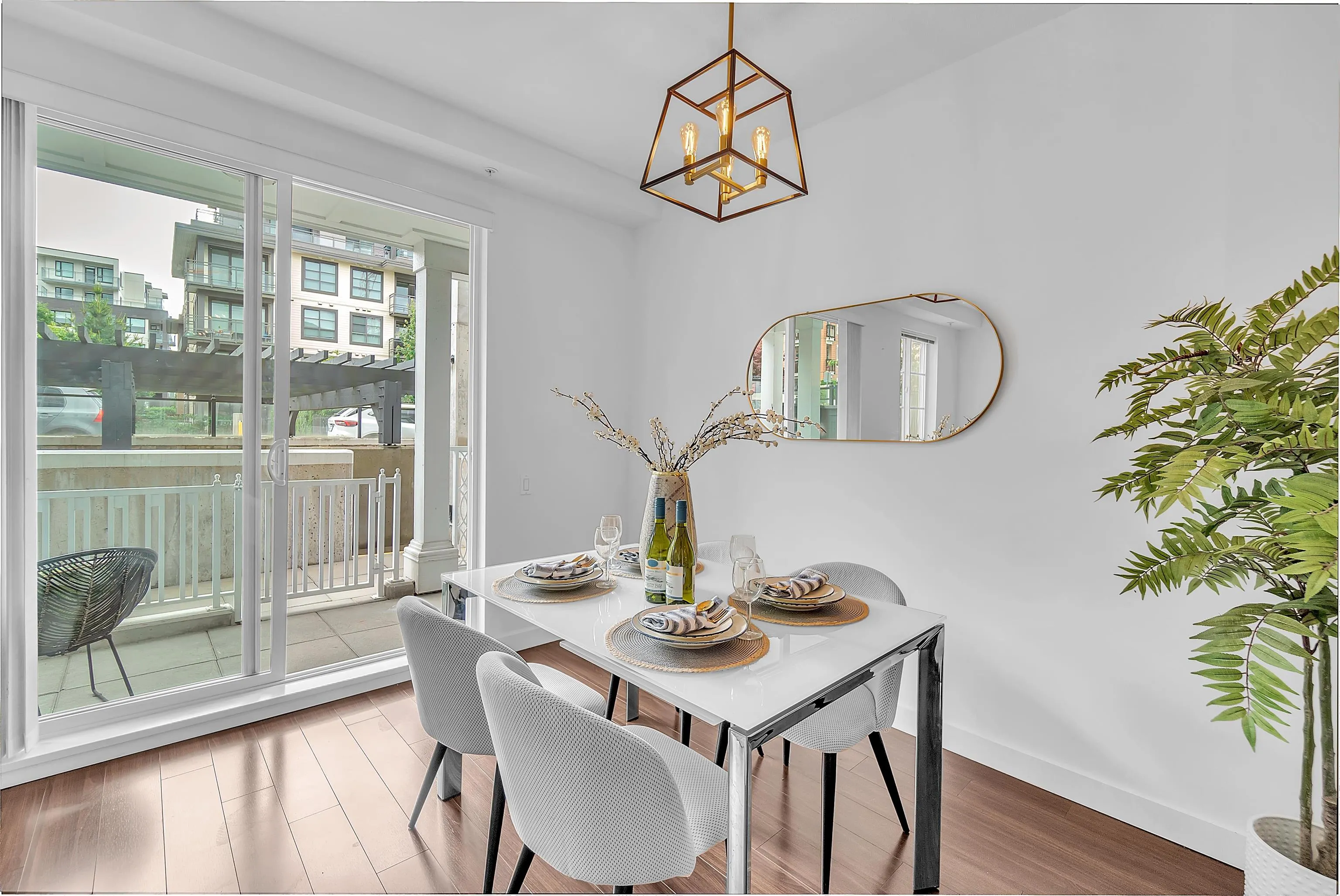 608 Como Lake Avenue #107